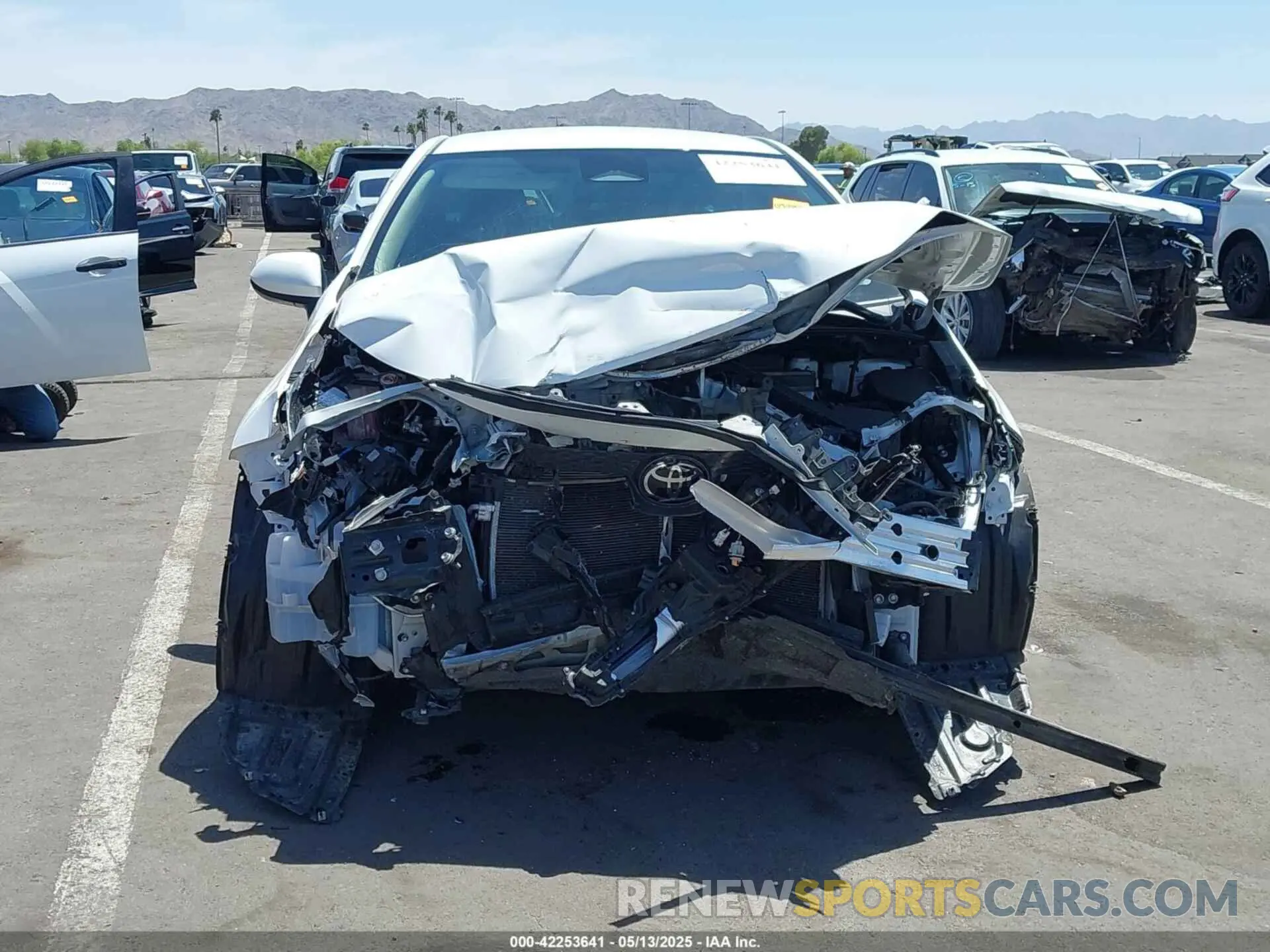 12 fotografías del automóvil dañado JTDB4MEE3PJ011233 TOYOTA COROLLA 2023