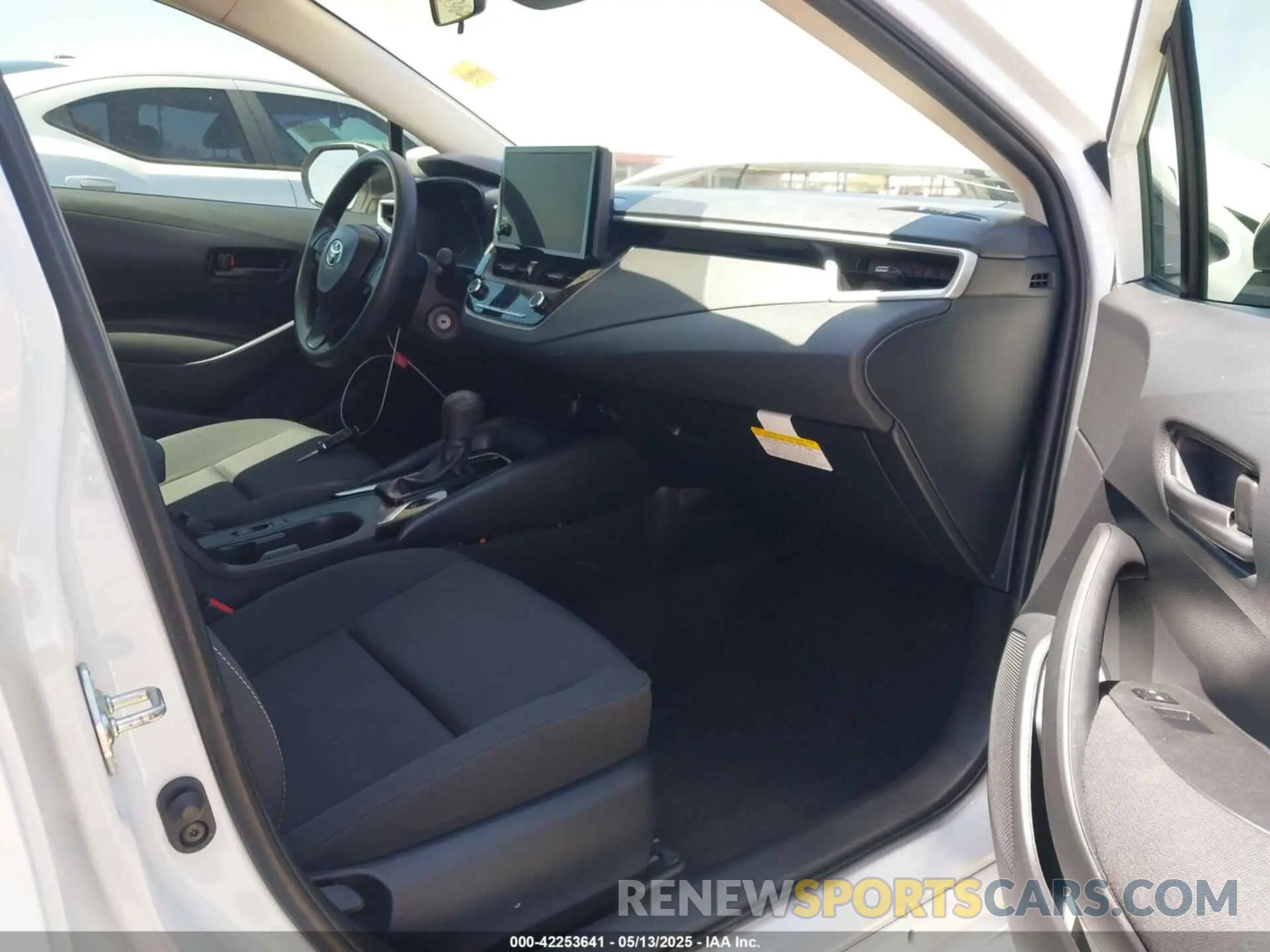 5 fotografías del automóvil dañado JTDB4MEE3PJ011233 TOYOTA COROLLA 2023