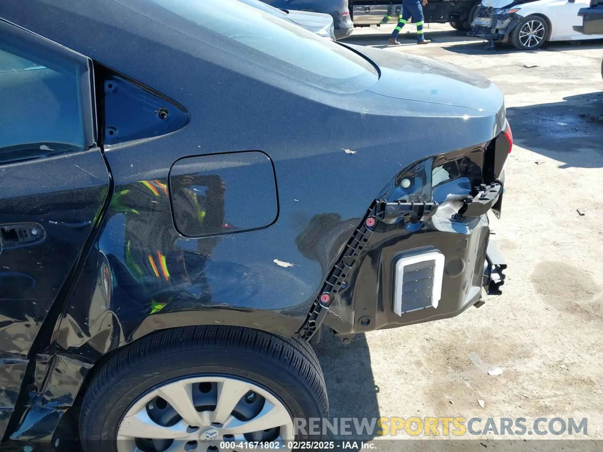 19 fotografías del automóvil dañado JTDB4MEE4P3008782 TOYOTA COROLLA 2023