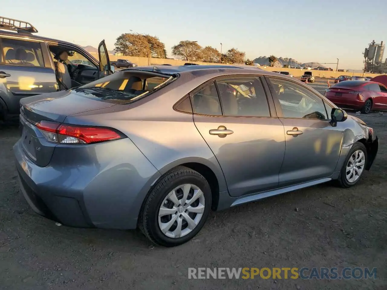 3 fotografías del automóvil dañado JTDB4MEE4PJ011080 TOYOTA COROLLA 2023
