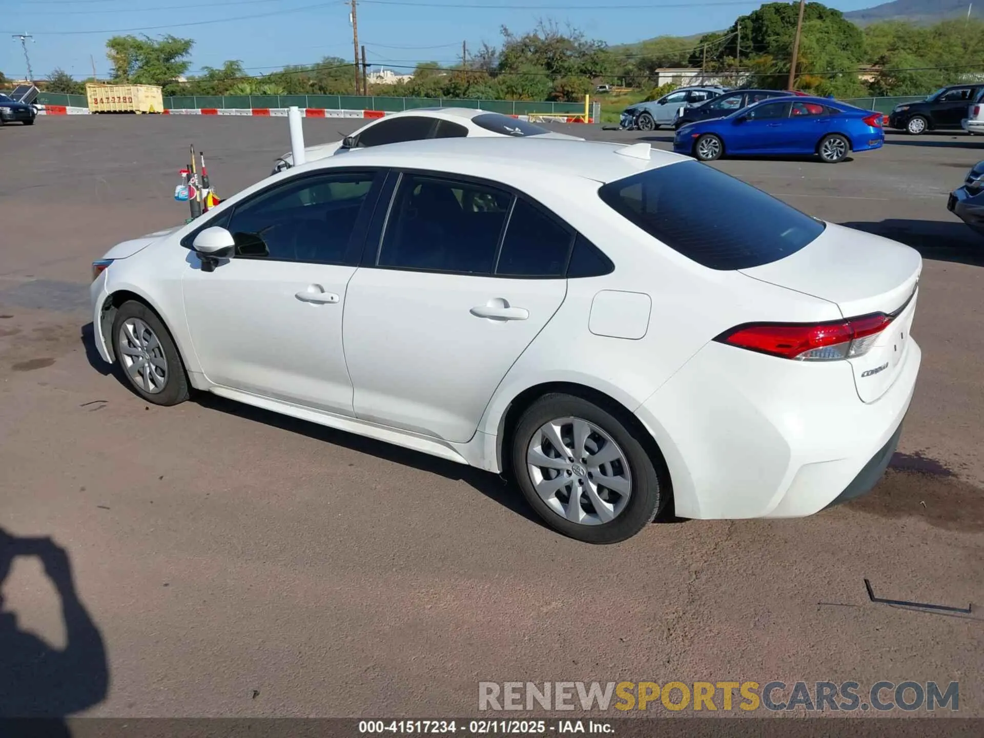 3 fotografías del automóvil dañado JTDB4MEE5PJ001903 TOYOTA COROLLA 2023