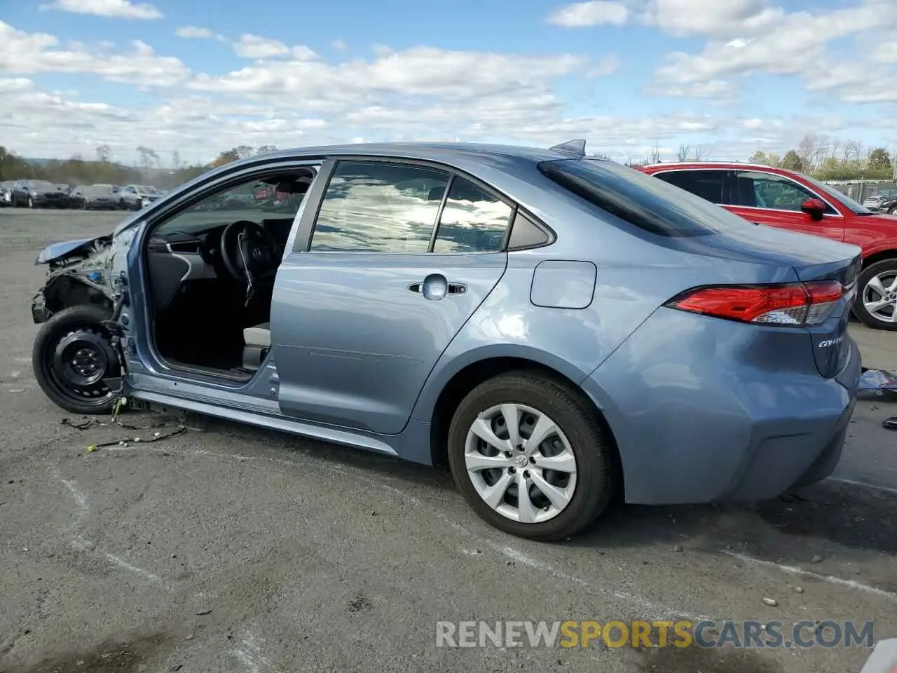 2 fotografías del automóvil dañado JTDB4MEE6PJ002848 TOYOTA COROLLA 2023