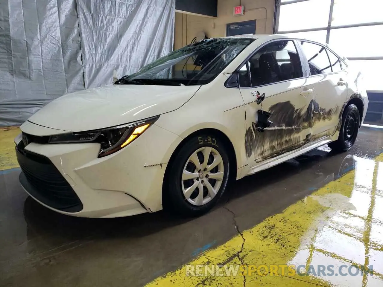 1 fotografías del automóvil dañado JTDB4MEE6PJ003918 TOYOTA COROLLA 2023