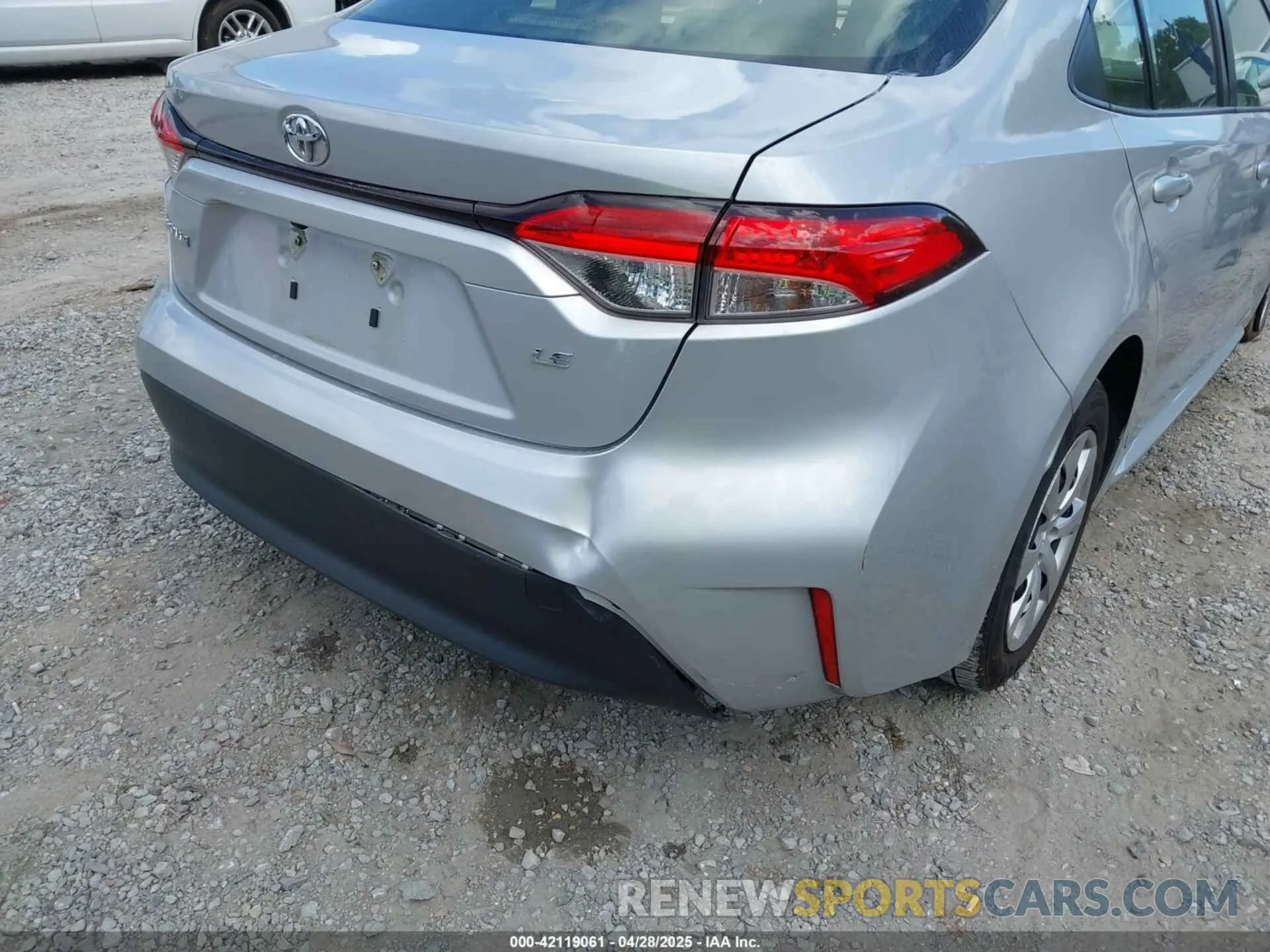 17 fotografías del automóvil dañado JTDB4MEE7P3010297 TOYOTA COROLLA 2023
