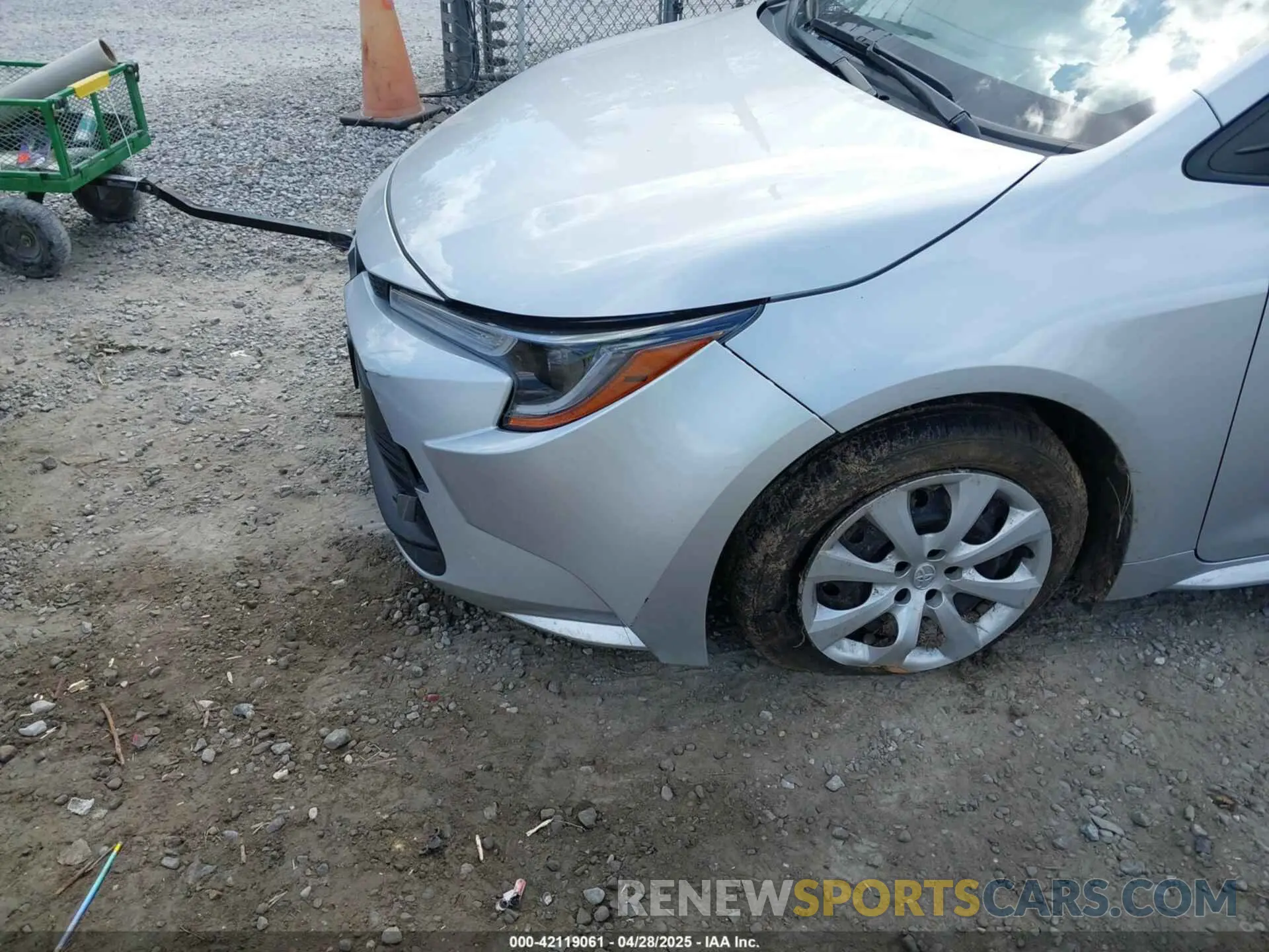 18 fotografías del automóvil dañado JTDB4MEE7P3010297 TOYOTA COROLLA 2023