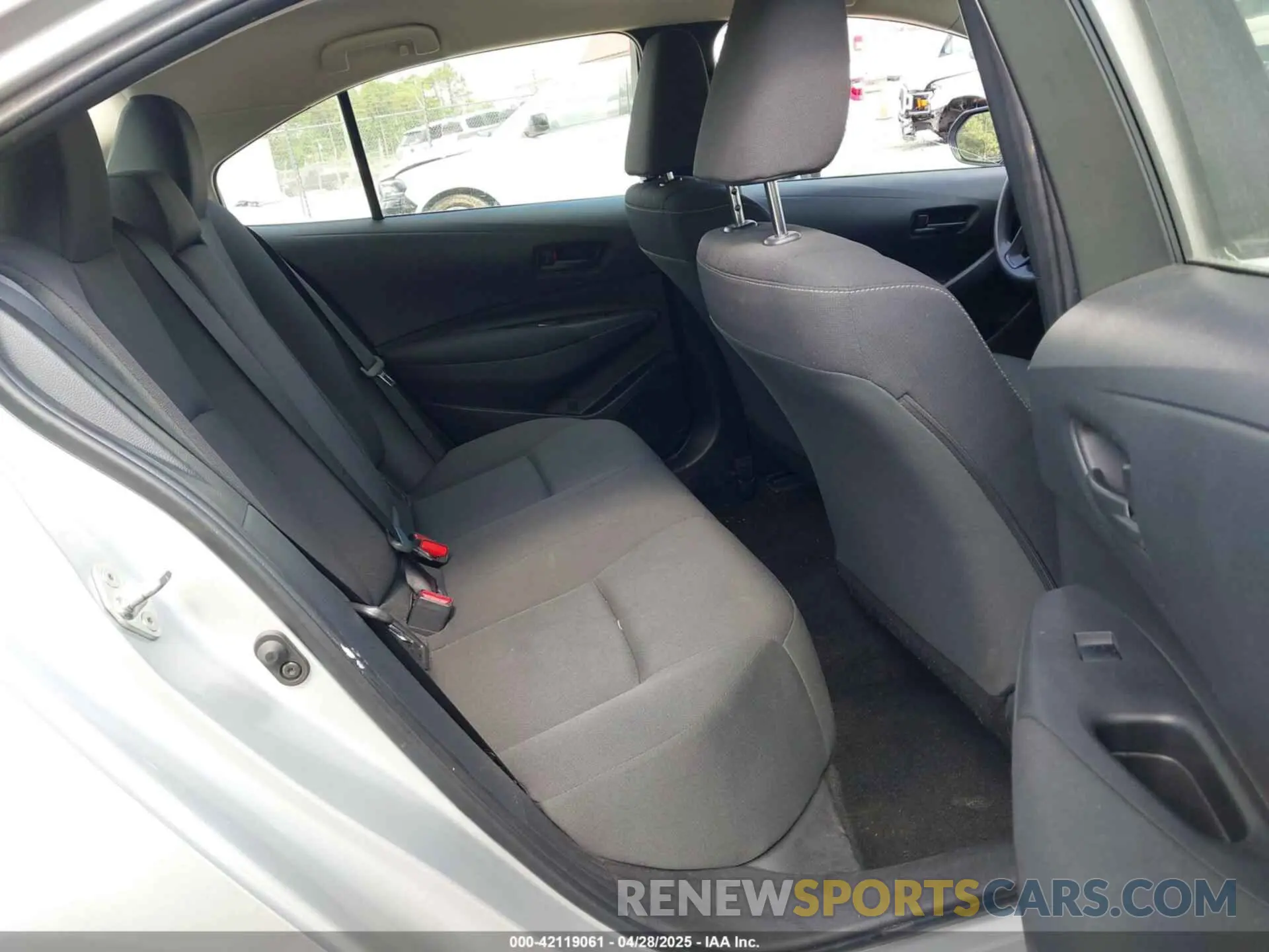 8 fotografías del automóvil dañado JTDB4MEE7P3010297 TOYOTA COROLLA 2023