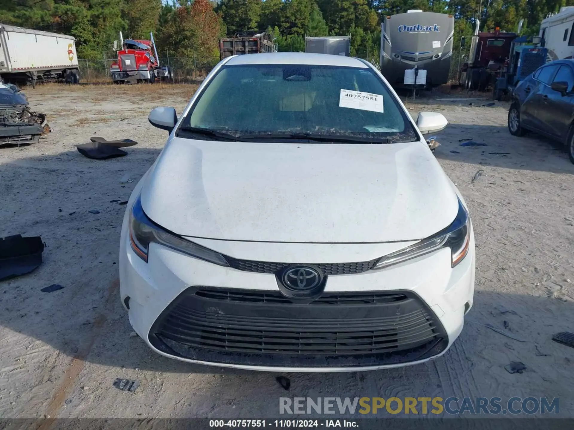 12 fotografías del automóvil dañado JTDB4MEE7PJ000770 TOYOTA COROLLA 2023