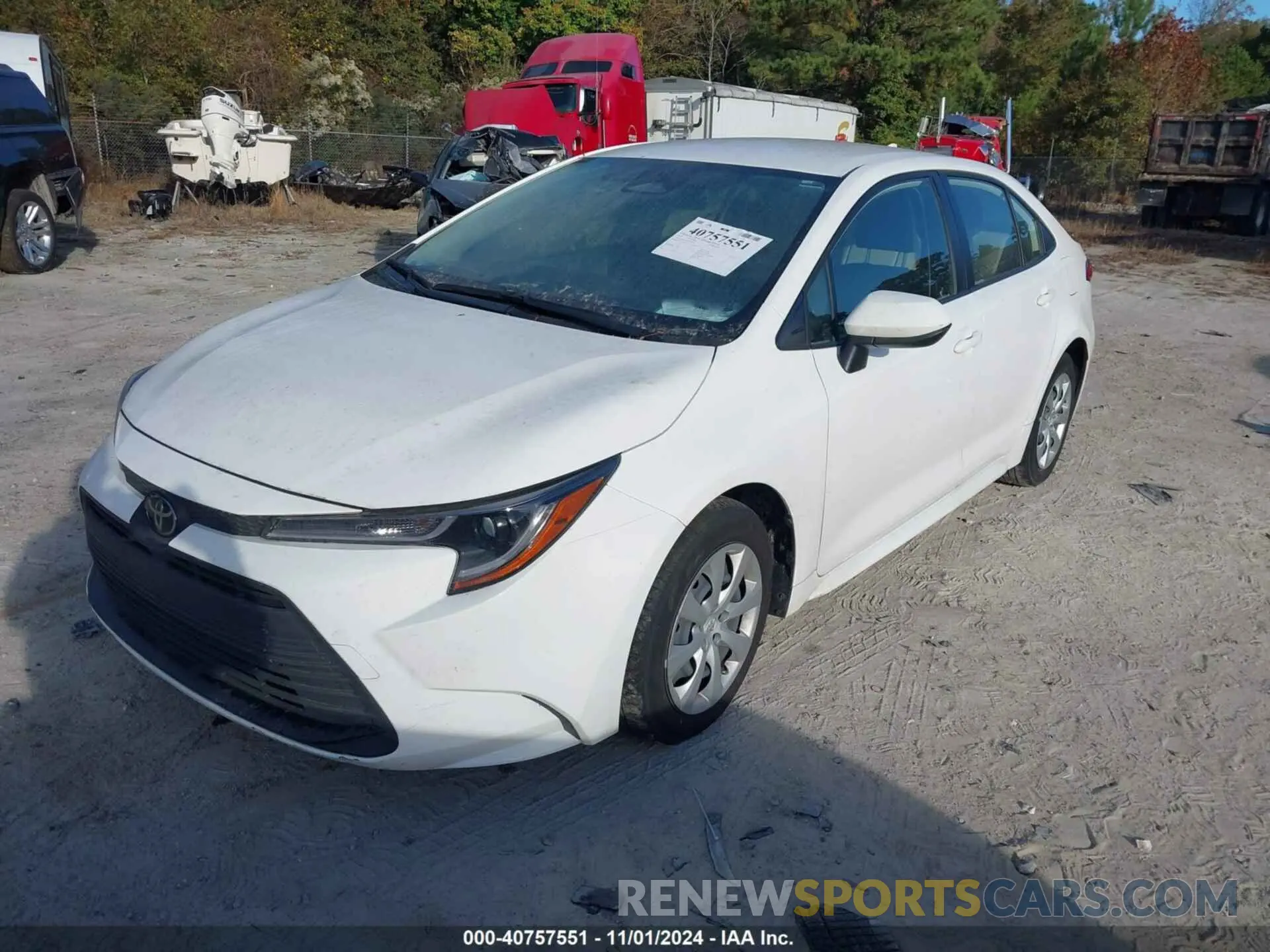 2 fotografías del automóvil dañado JTDB4MEE7PJ000770 TOYOTA COROLLA 2023