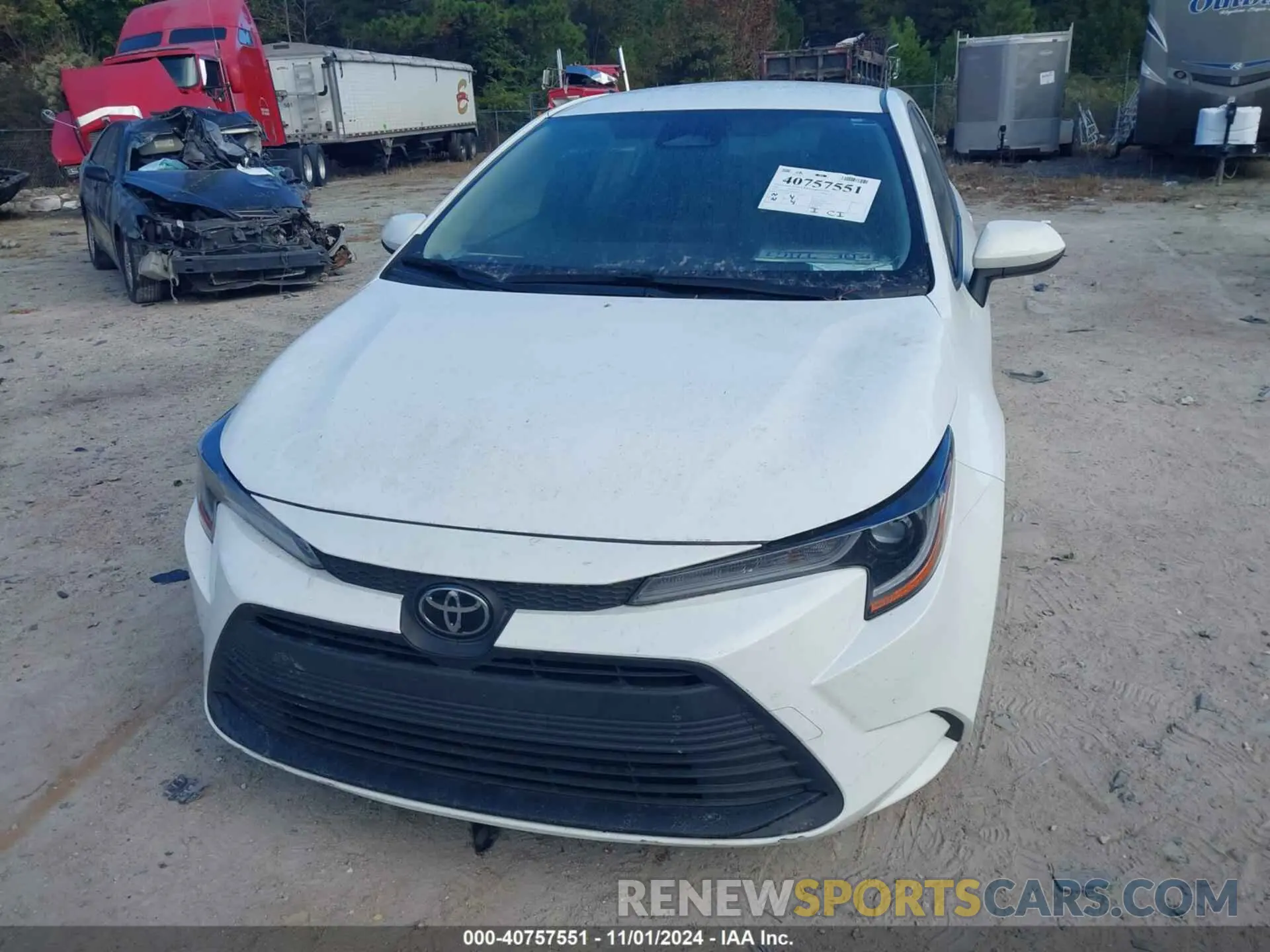 6 fotografías del automóvil dañado JTDB4MEE7PJ000770 TOYOTA COROLLA 2023