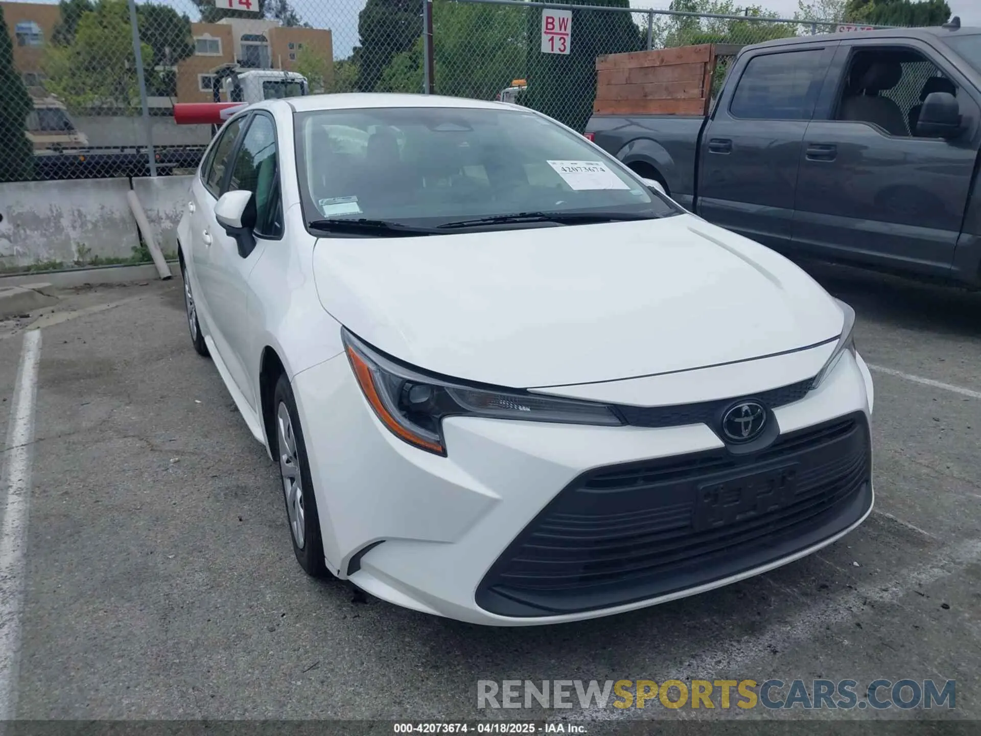 1 fotografías del automóvil dañado JTDB4MEE7PJ001532 TOYOTA COROLLA 2023
