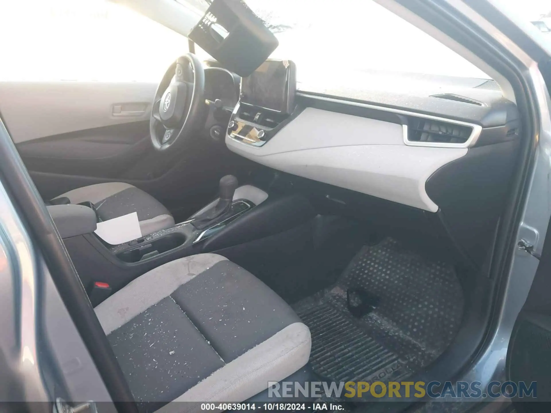 5 fotografías del automóvil dañado JTDB4MEE7PJ009808 TOYOTA COROLLA 2023