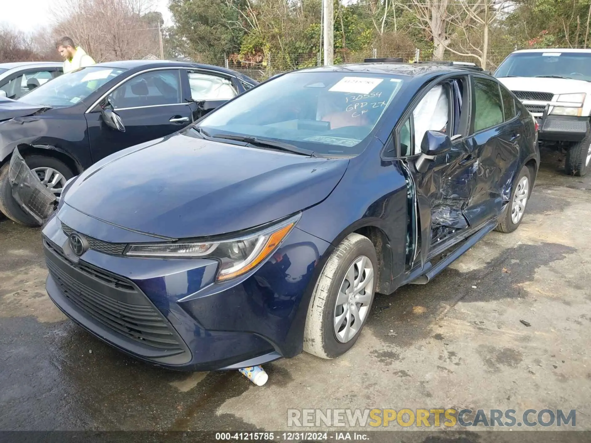 2 fotografías del automóvil dañado JTDB4MEE8PJ003807 TOYOTA COROLLA 2023