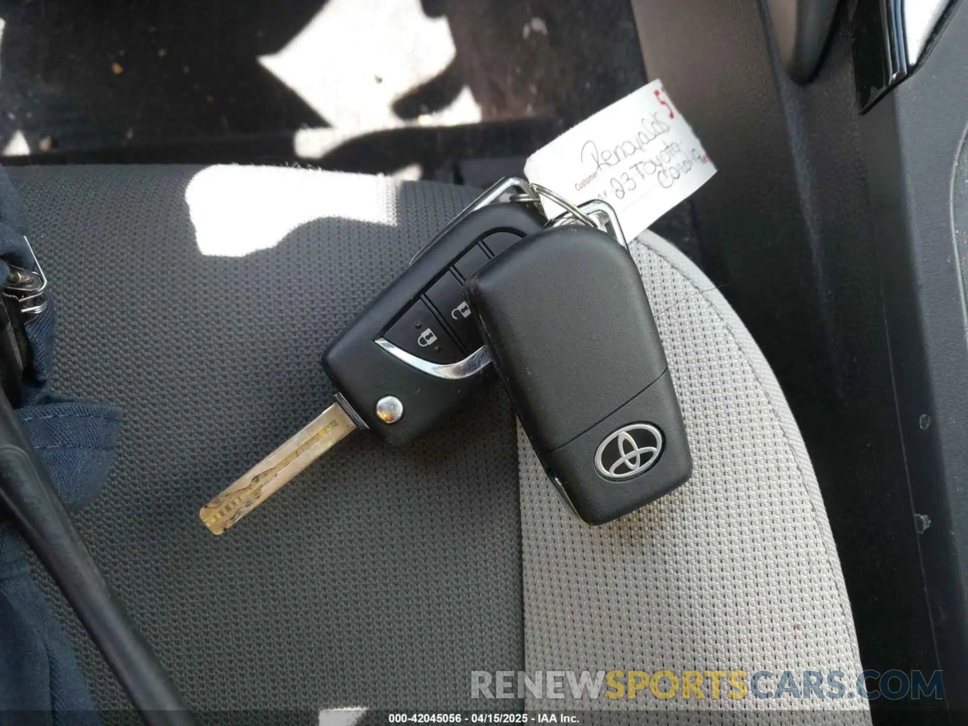 11 fotografías del automóvil dañado JTDB4MEE9P3014383 TOYOTA COROLLA 2023