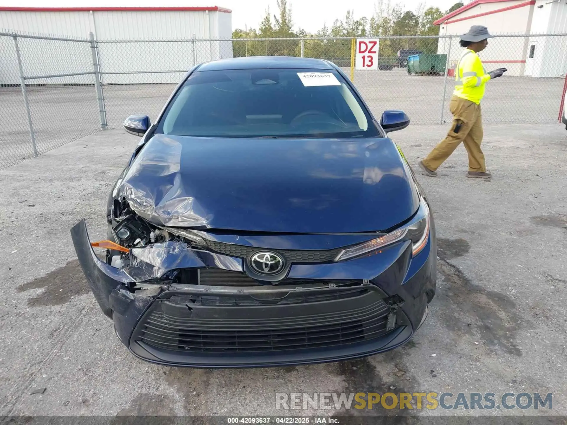 12 fotografías del automóvil dañado JTDB4MEE9PJ004092 TOYOTA COROLLA 2023
