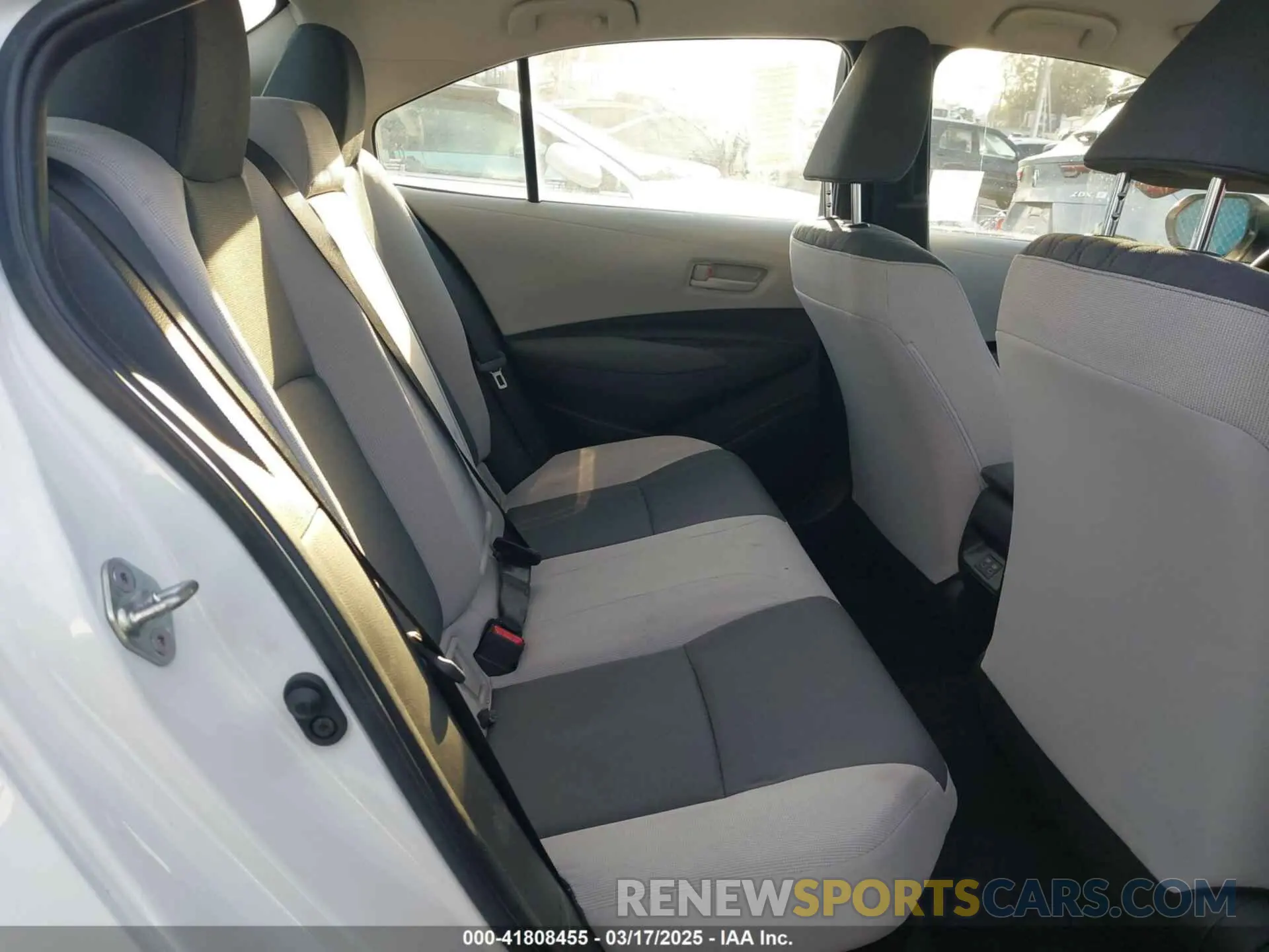 8 fotografías del automóvil dañado JTDBCMFE0P3016475 TOYOTA COROLLA 2023
