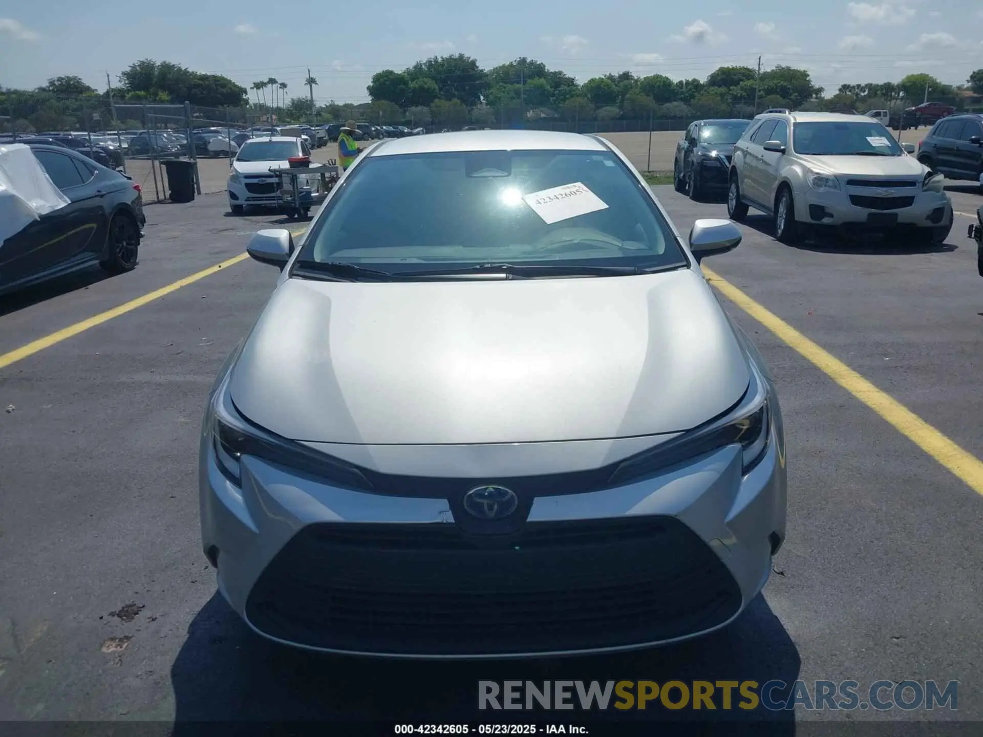 12 fotografías del automóvil dañado JTDBCMFE0P3021742 TOYOTA COROLLA 2023