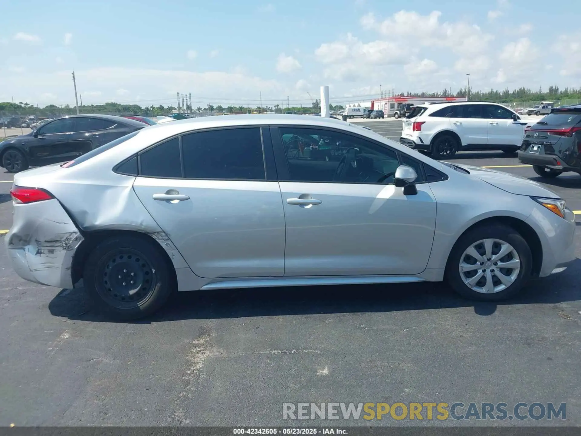 13 fotografías del automóvil dañado JTDBCMFE0P3021742 TOYOTA COROLLA 2023