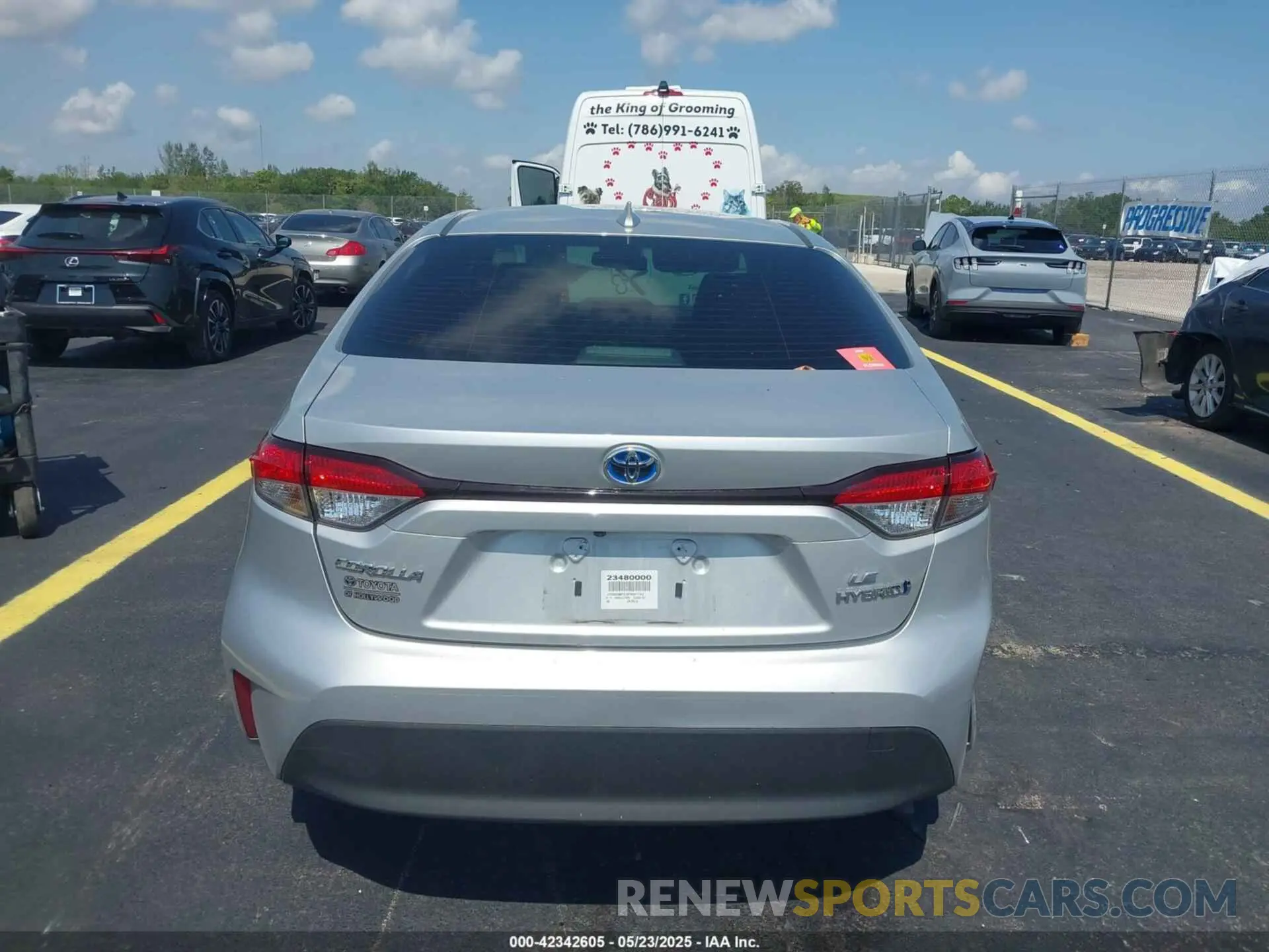 16 fotografías del automóvil dañado JTDBCMFE0P3021742 TOYOTA COROLLA 2023