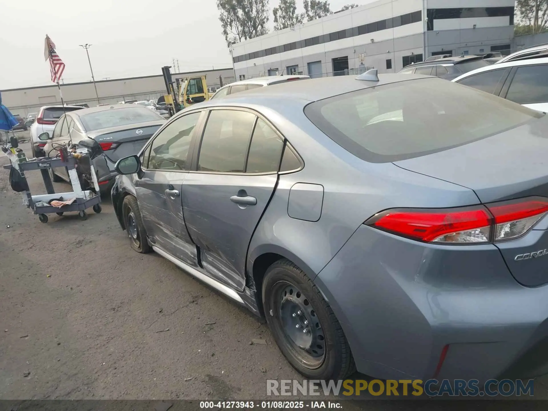 3 fotografías del automóvil dañado JTDBCMFE0P3023071 TOYOTA COROLLA 2023