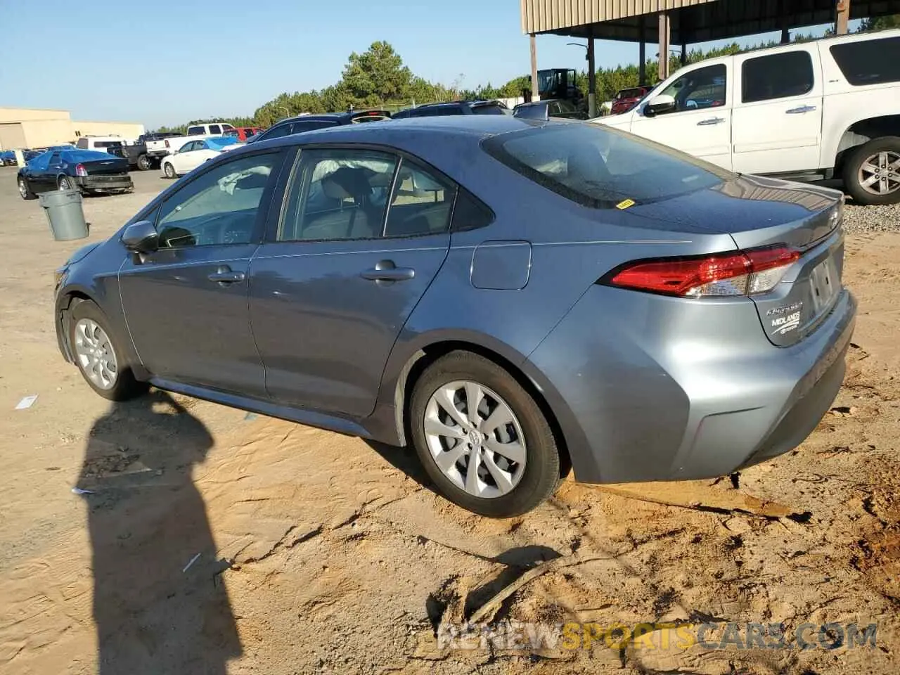 2 fotografías del automóvil dañado JTDBCMFE1P3010460 TOYOTA COROLLA 2023
