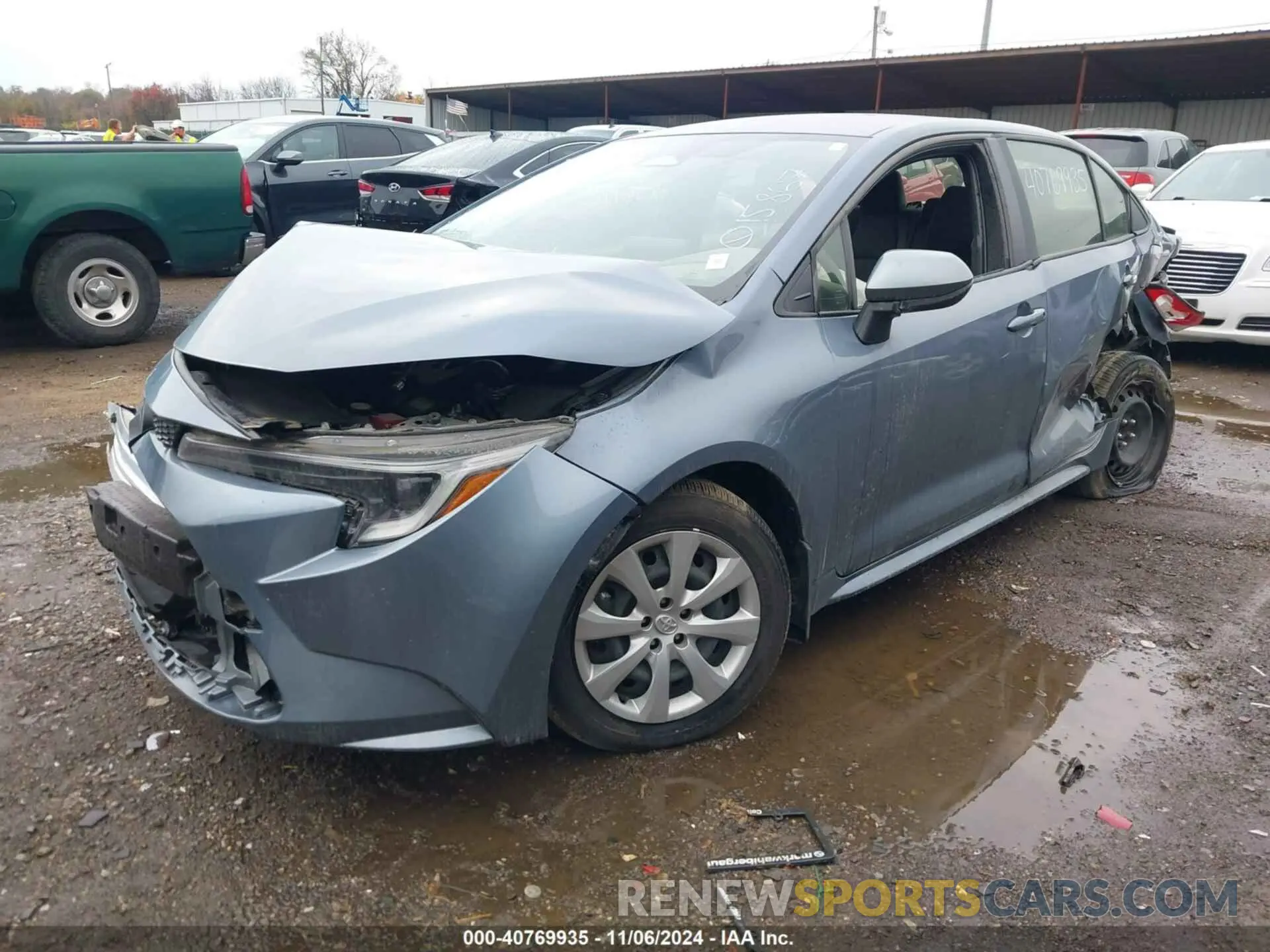 2 fotografías del automóvil dañado JTDBCMFE1P3015867 TOYOTA COROLLA 2023