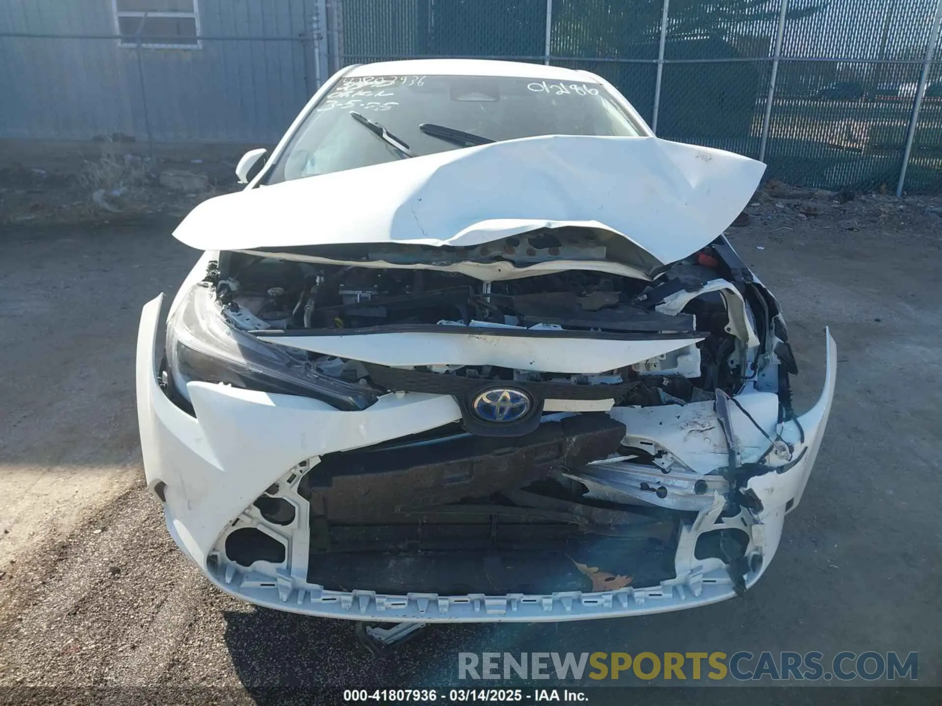 12 fotografías del automóvil dañado JTDBCMFE1PJ012186 TOYOTA COROLLA 2023