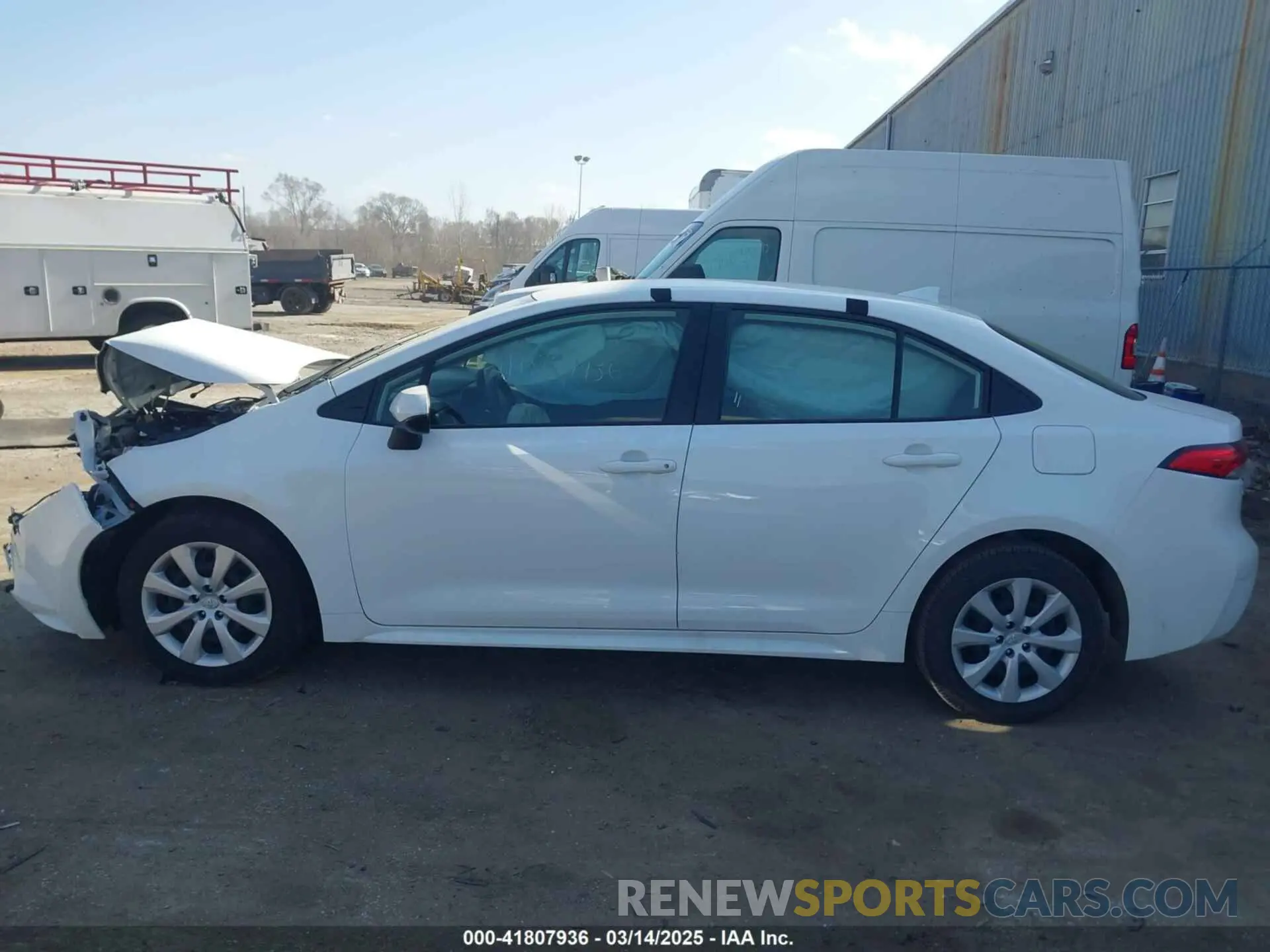 14 fotografías del automóvil dañado JTDBCMFE1PJ012186 TOYOTA COROLLA 2023