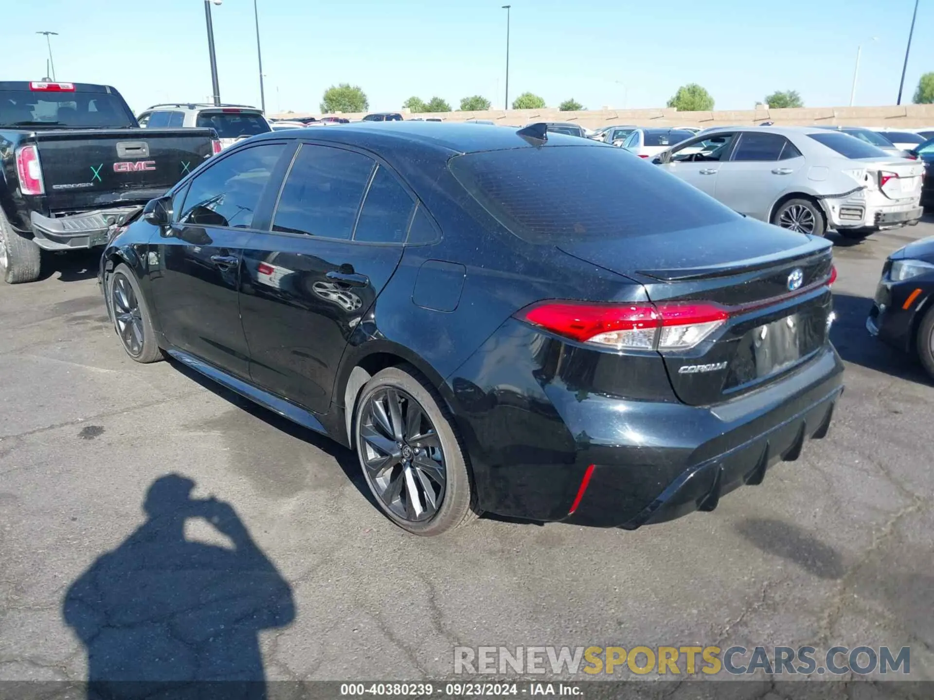 14 fotografías del automóvil dañado JTDBCMFE2P3001444 TOYOTA COROLLA 2023