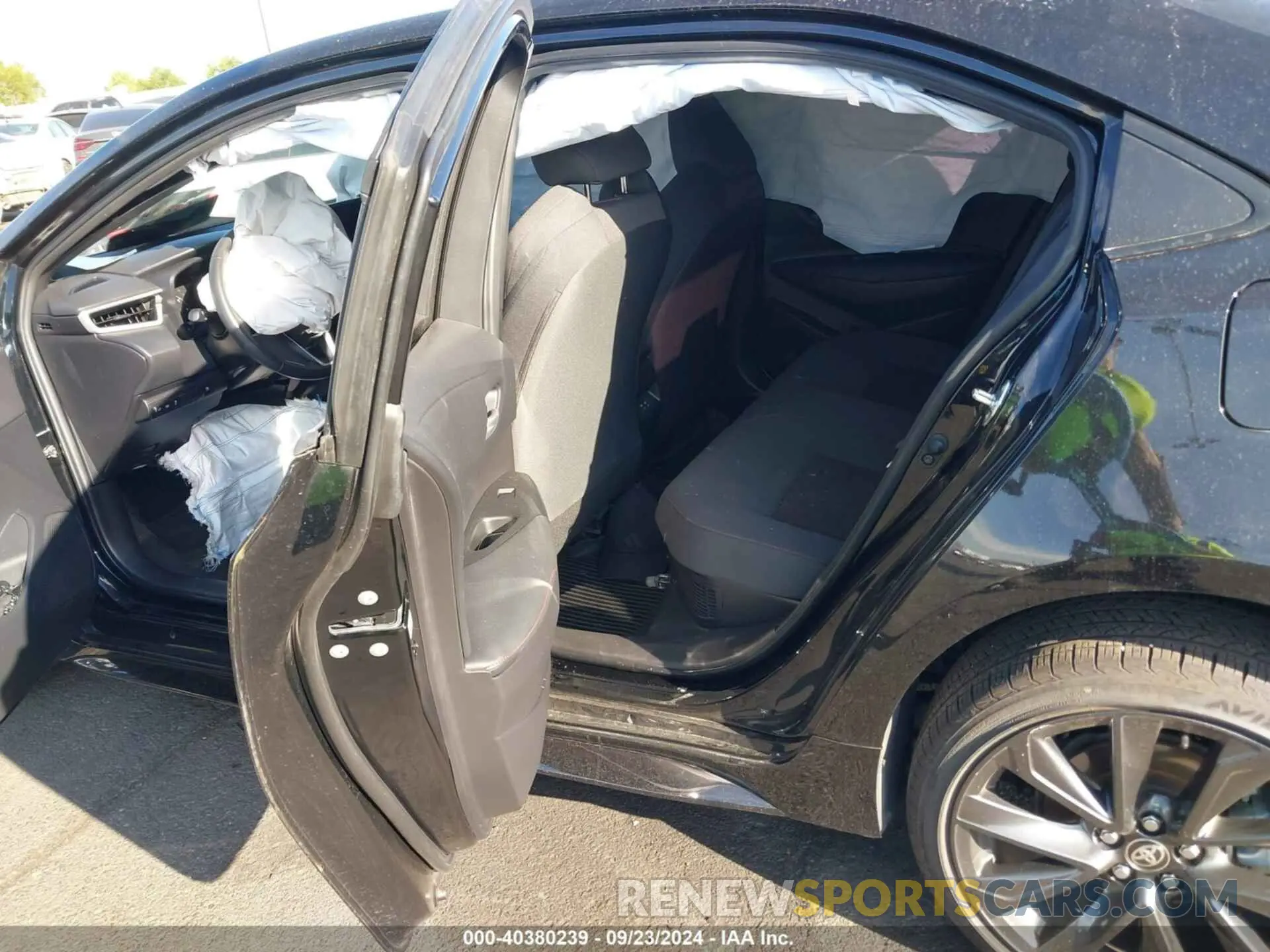 8 fotografías del automóvil dañado JTDBCMFE2P3001444 TOYOTA COROLLA 2023