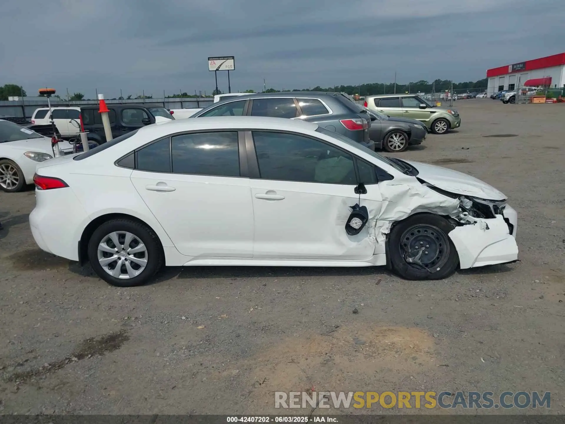 13 fotografías del automóvil dañado JTDBCMFE2P3013917 TOYOTA COROLLA 2023