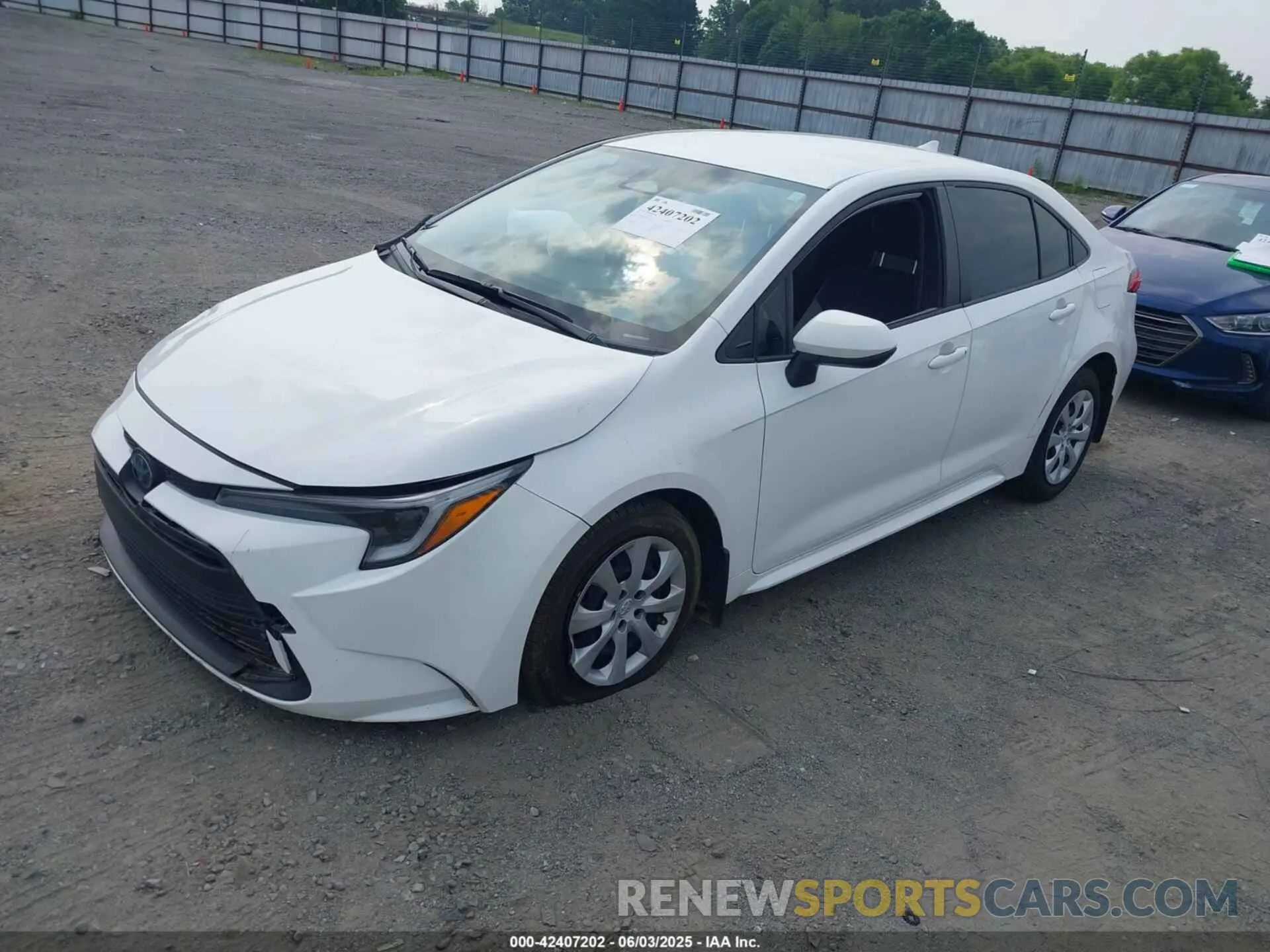 2 fotografías del automóvil dañado JTDBCMFE2P3013917 TOYOTA COROLLA 2023