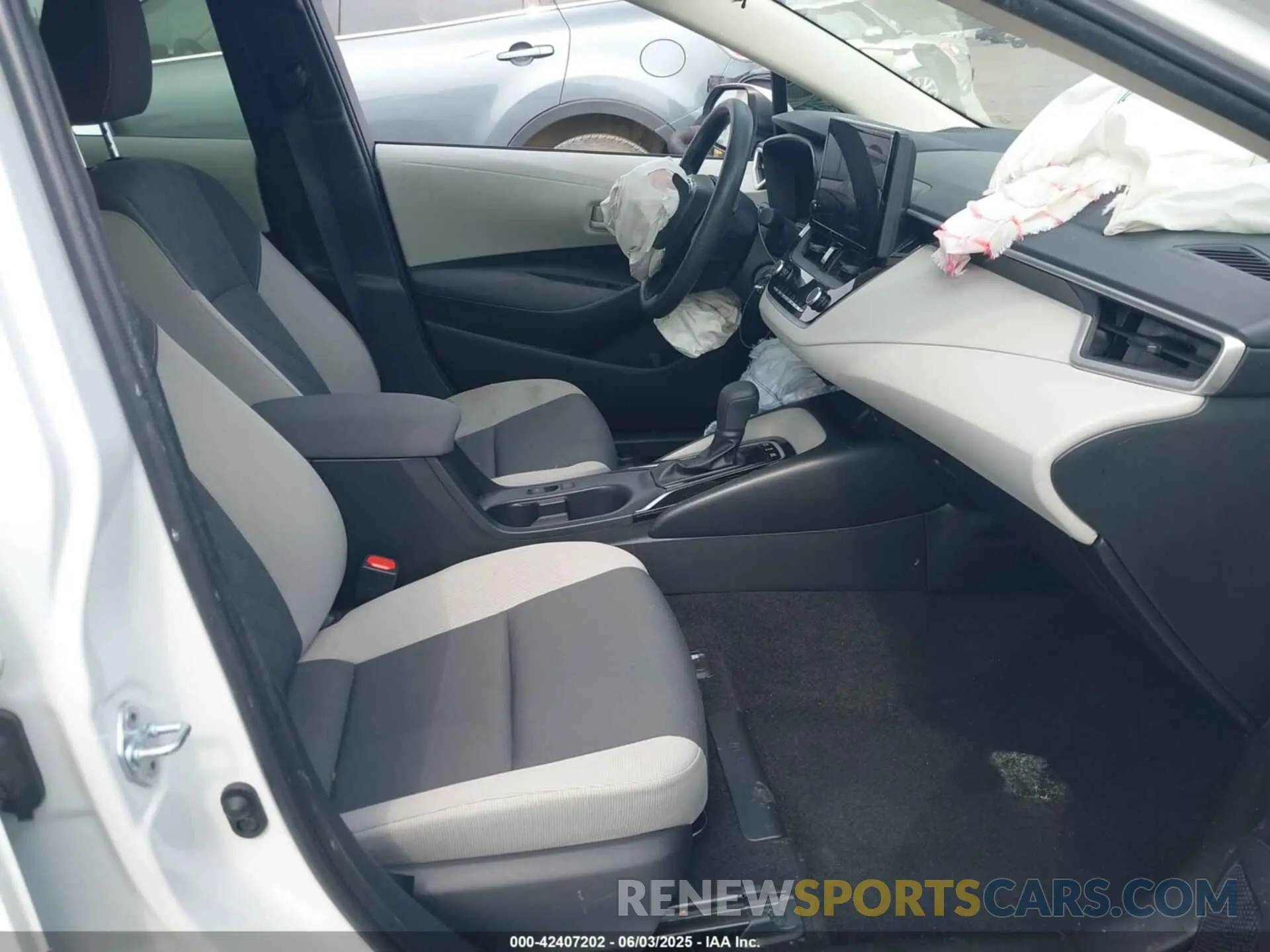 5 fotografías del automóvil dañado JTDBCMFE2P3013917 TOYOTA COROLLA 2023