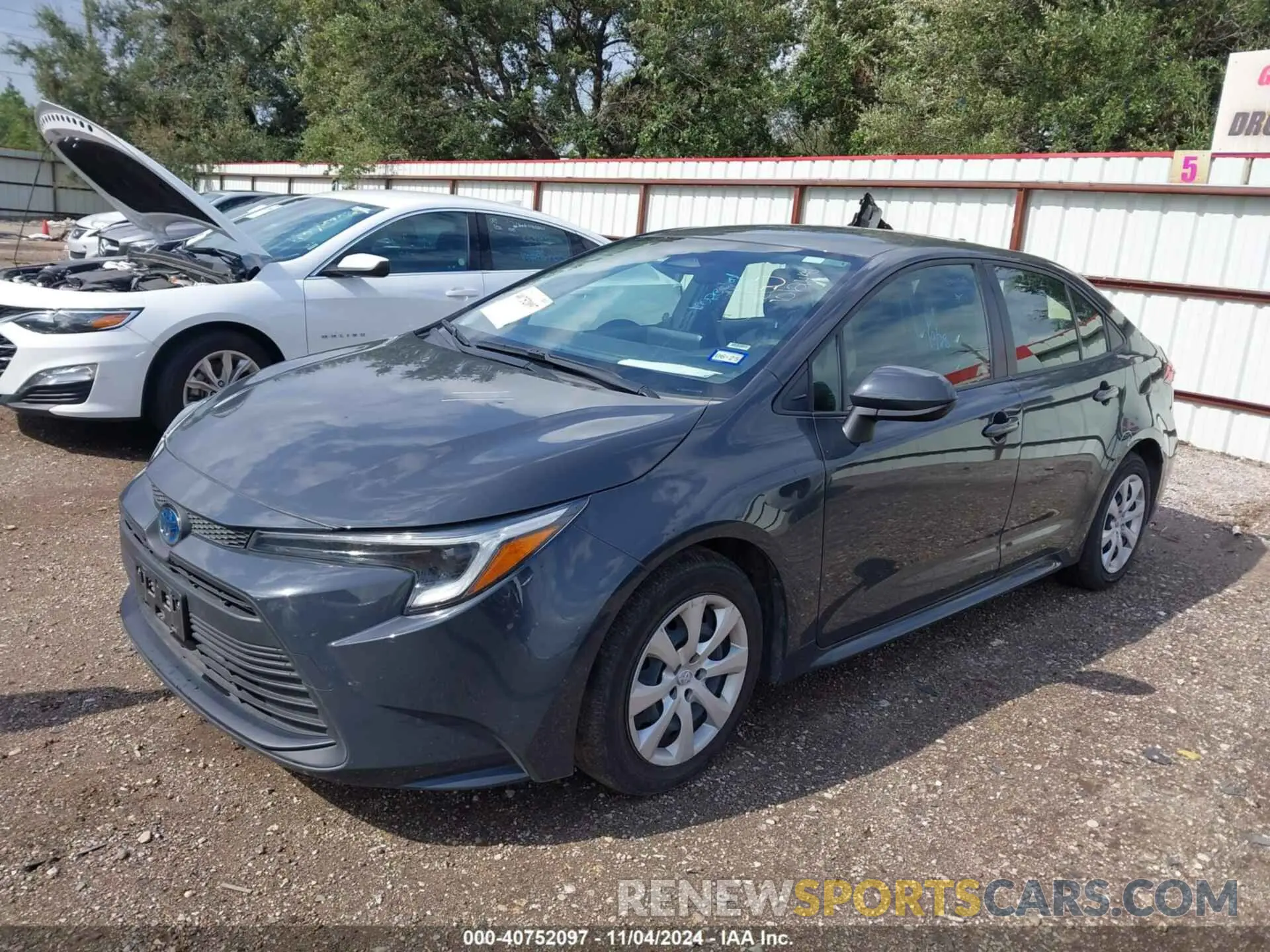2 fotografías del automóvil dañado JTDBCMFE2P3022925 TOYOTA COROLLA 2023