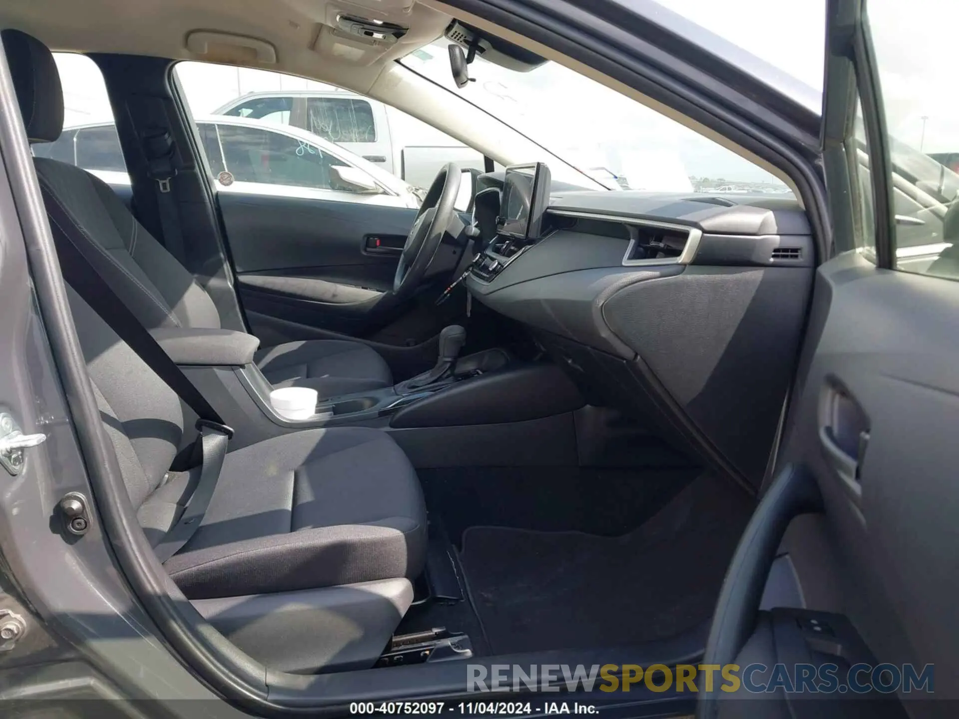 5 fotografías del automóvil dañado JTDBCMFE2P3022925 TOYOTA COROLLA 2023