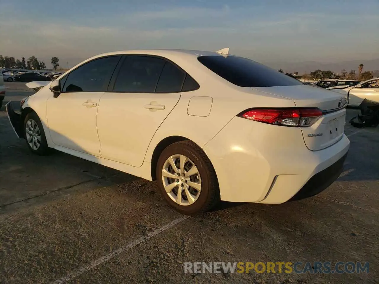2 fotografías del automóvil dañado JTDBCMFE2P3026957 TOYOTA COROLLA 2023