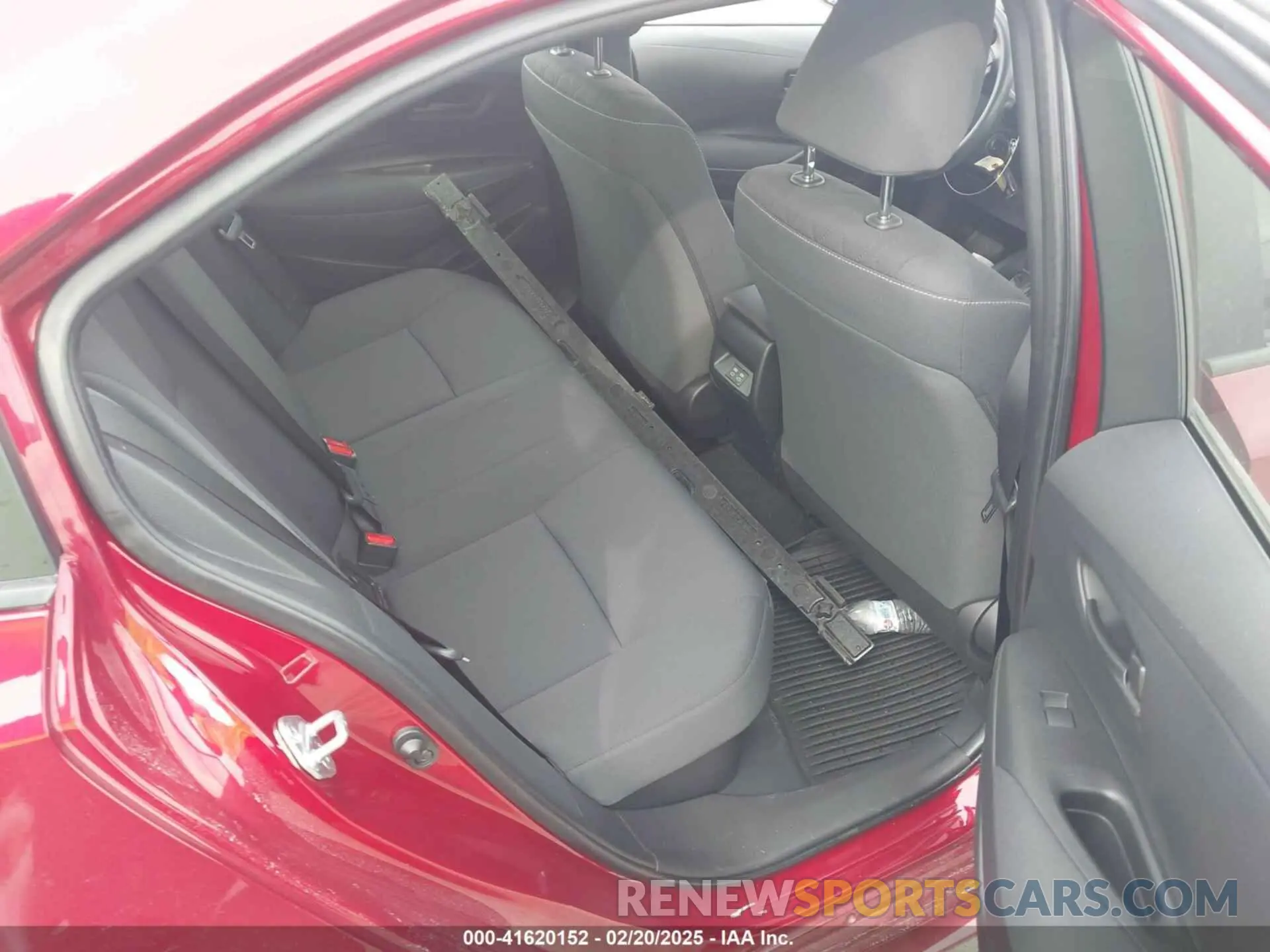 8 fotografías del automóvil dañado JTDBCMFE2PJ003738 TOYOTA COROLLA 2023