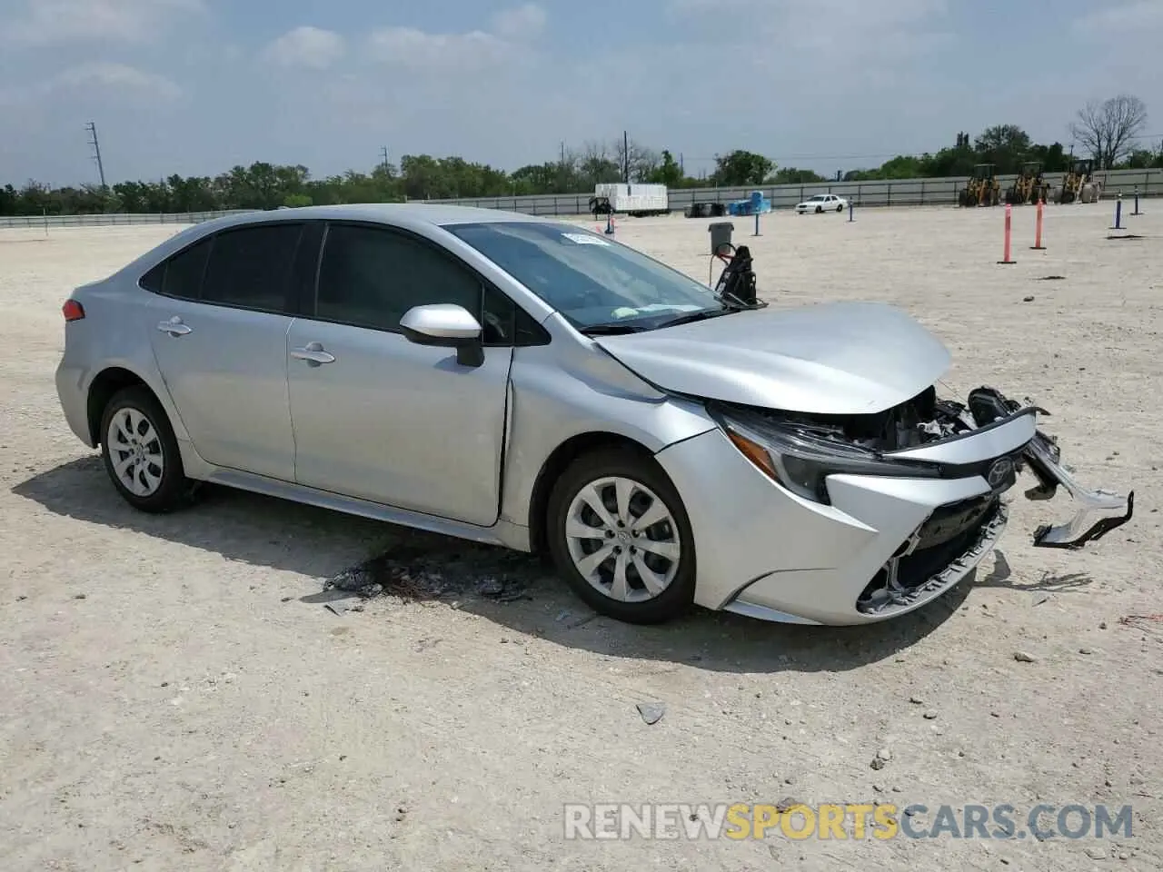4 fotografías del automóvil dañado JTDBCMFE2PJ004968 TOYOTA COROLLA 2023