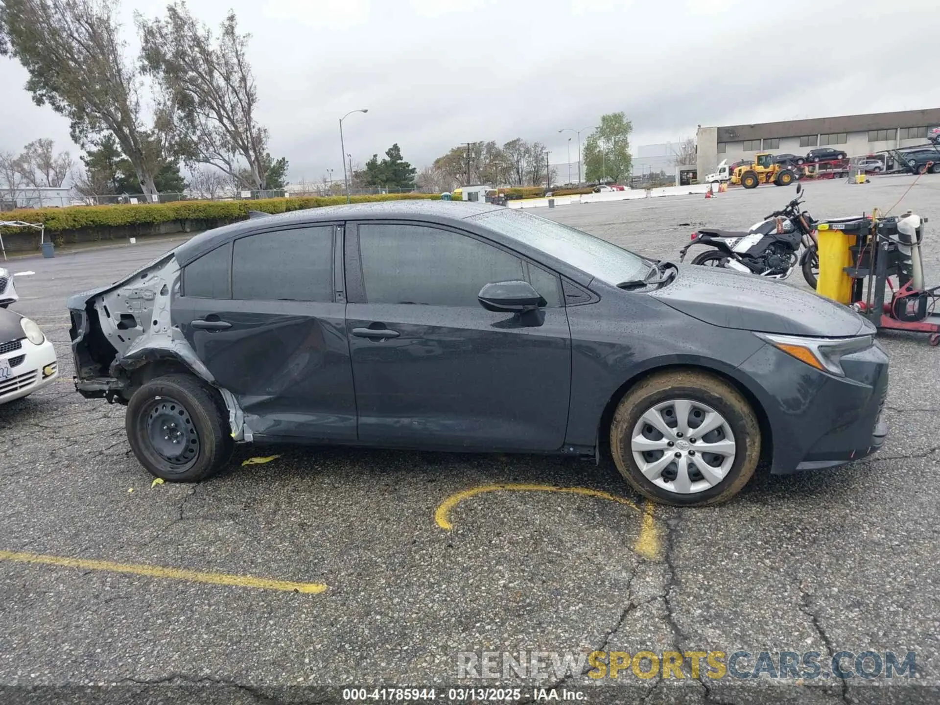 14 fotografías del automóvil dañado JTDBCMFE3P3020309 TOYOTA COROLLA 2023