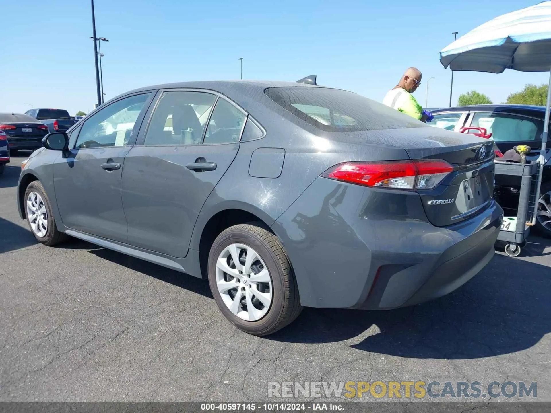 3 fotografías del automóvil dañado JTDBCMFE3P3023212 TOYOTA COROLLA 2023