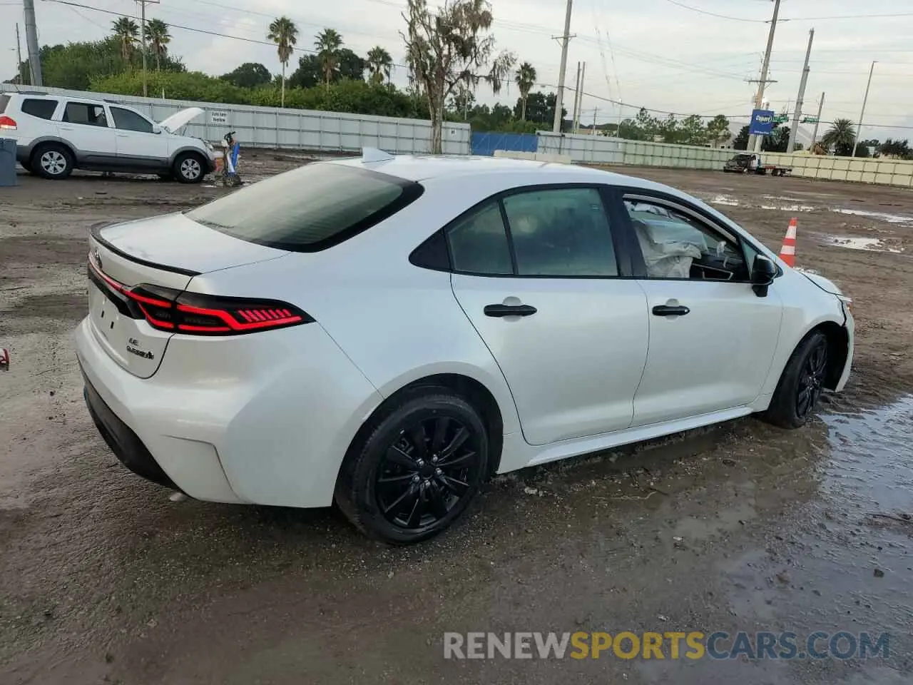 3 fotografías del automóvil dañado JTDBCMFE3PJ011296 TOYOTA COROLLA 2023