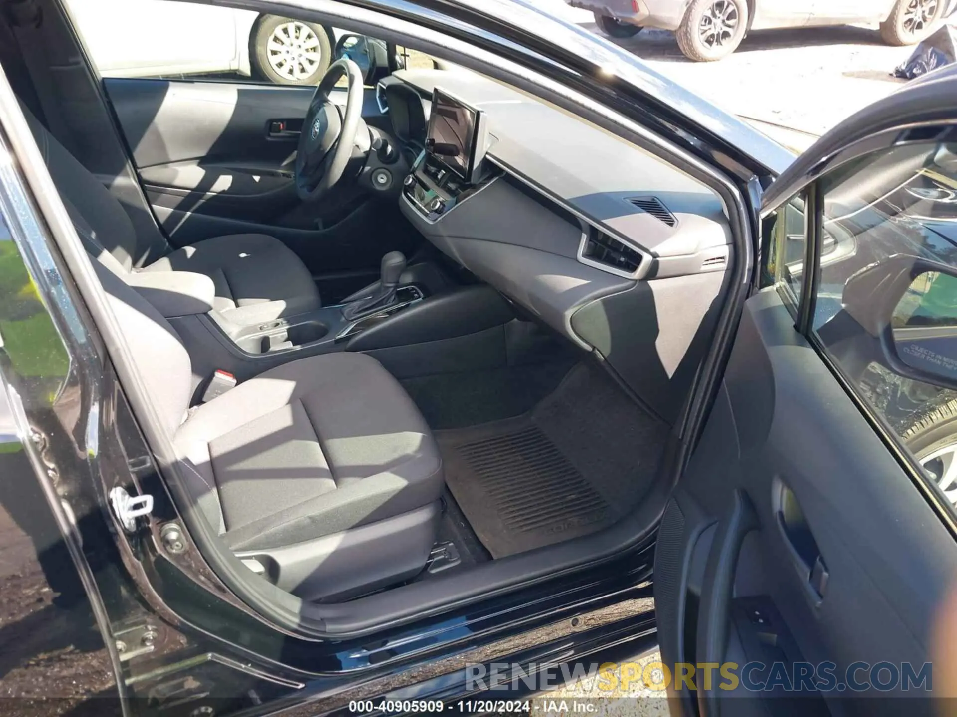 5 fotografías del automóvil dañado JTDBCMFE4P3002322 TOYOTA COROLLA 2023