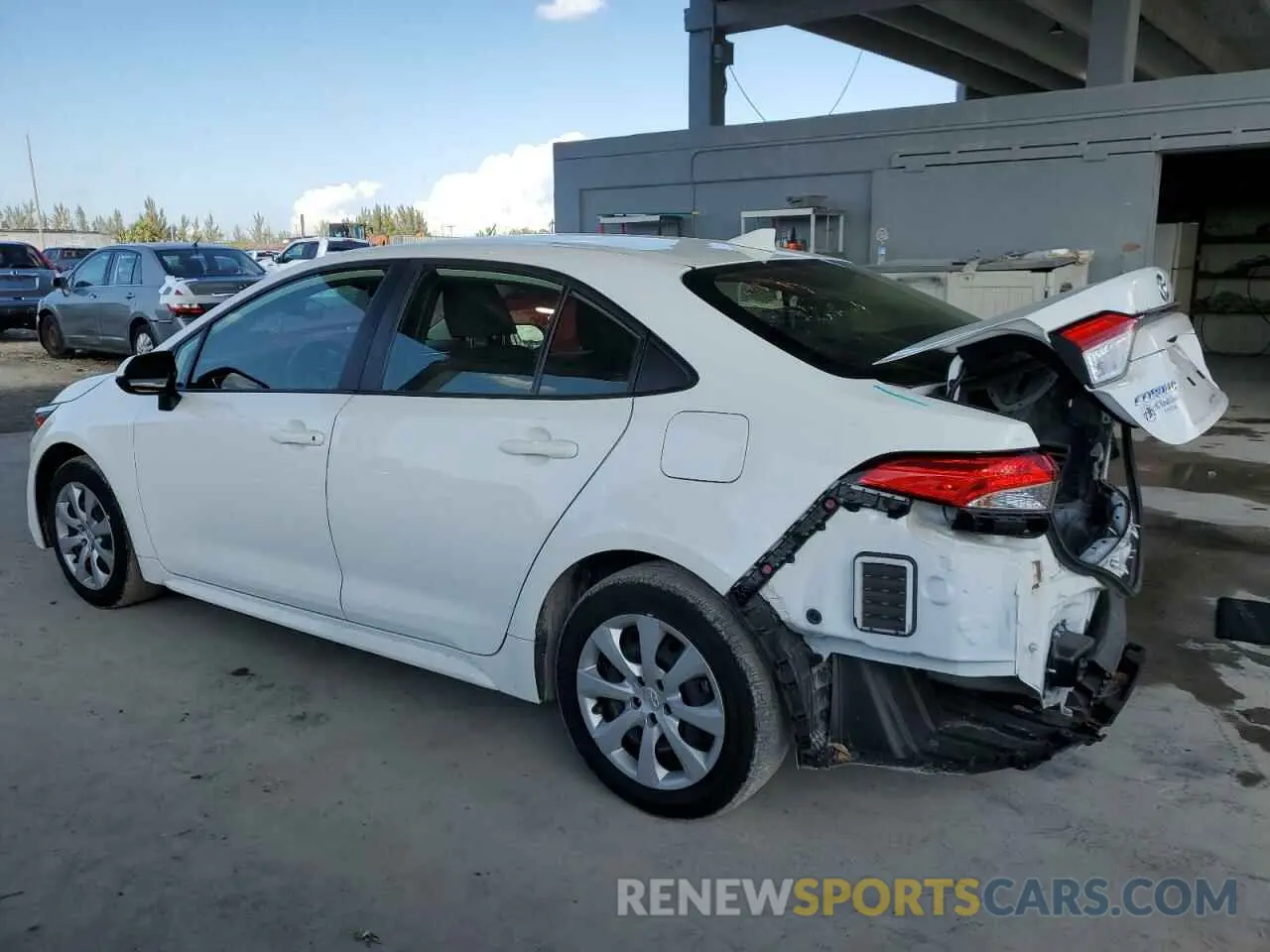 2 fotografías del automóvil dañado JTDBCMFE4P3006113 TOYOTA COROLLA 2023