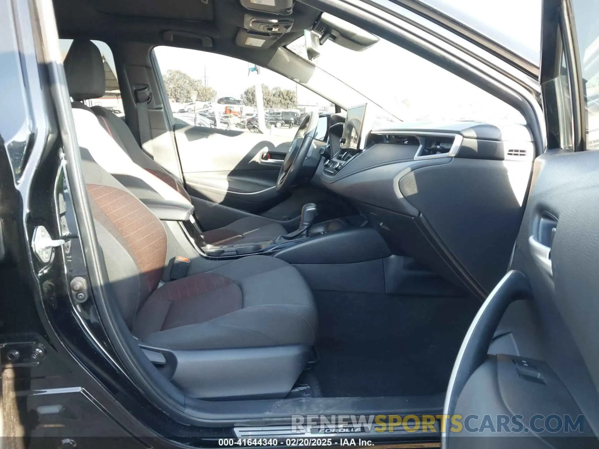5 fotografías del automóvil dañado JTDBCMFE4P3015622 TOYOTA COROLLA 2023