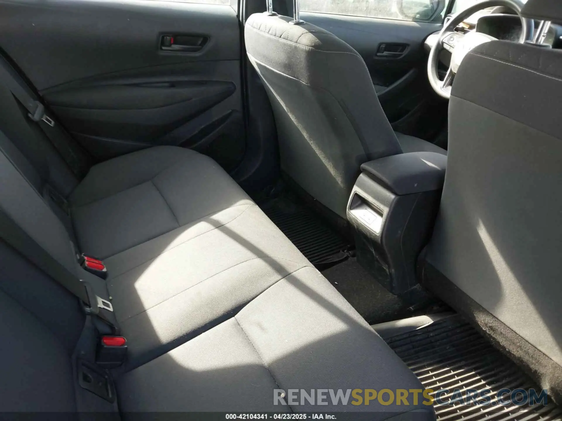 8 fotografías del automóvil dañado JTDBCMFE4P3017306 TOYOTA COROLLA 2023