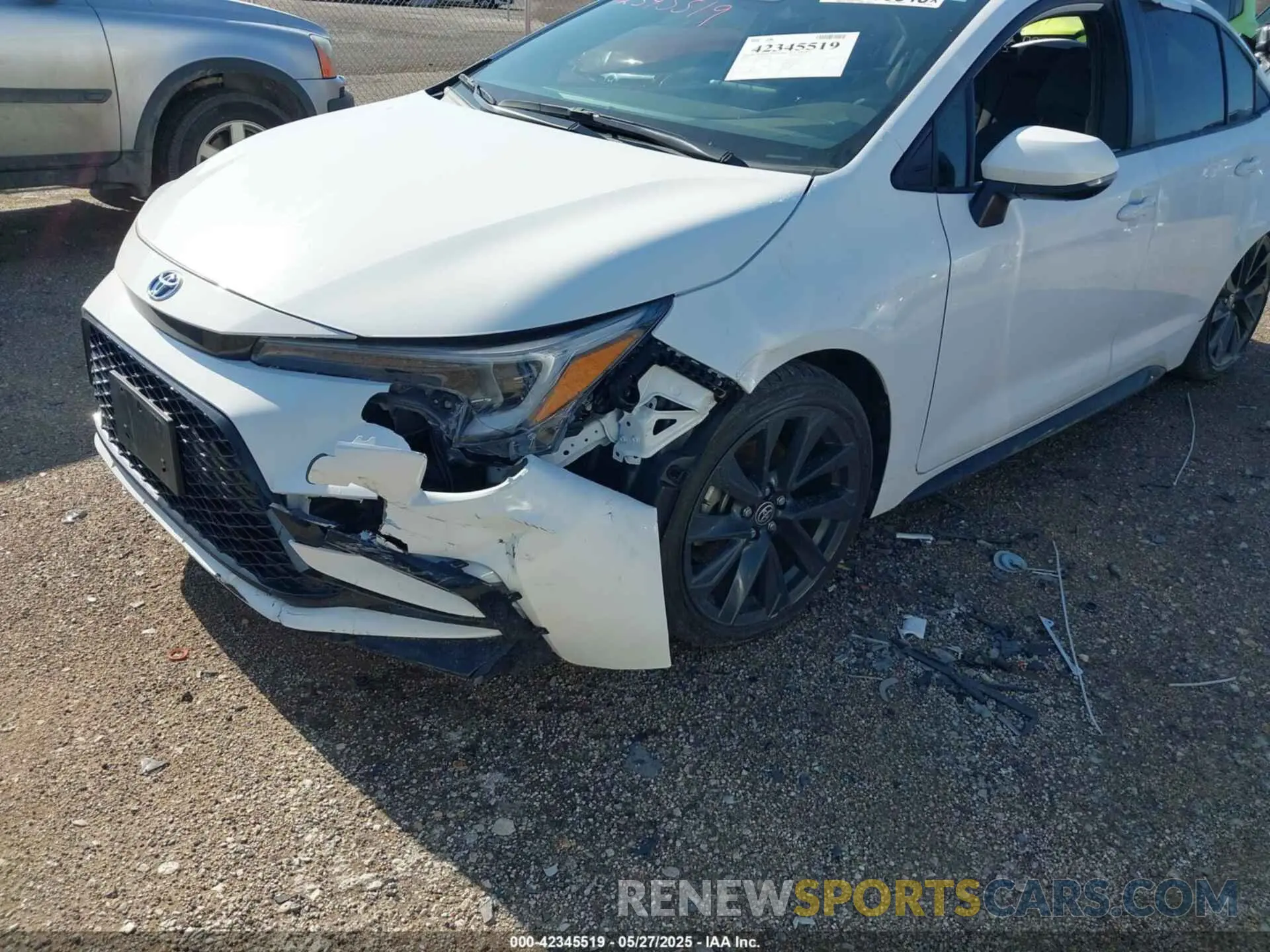 17 fotografías del automóvil dañado JTDBCMFE4P3018150 TOYOTA COROLLA 2023