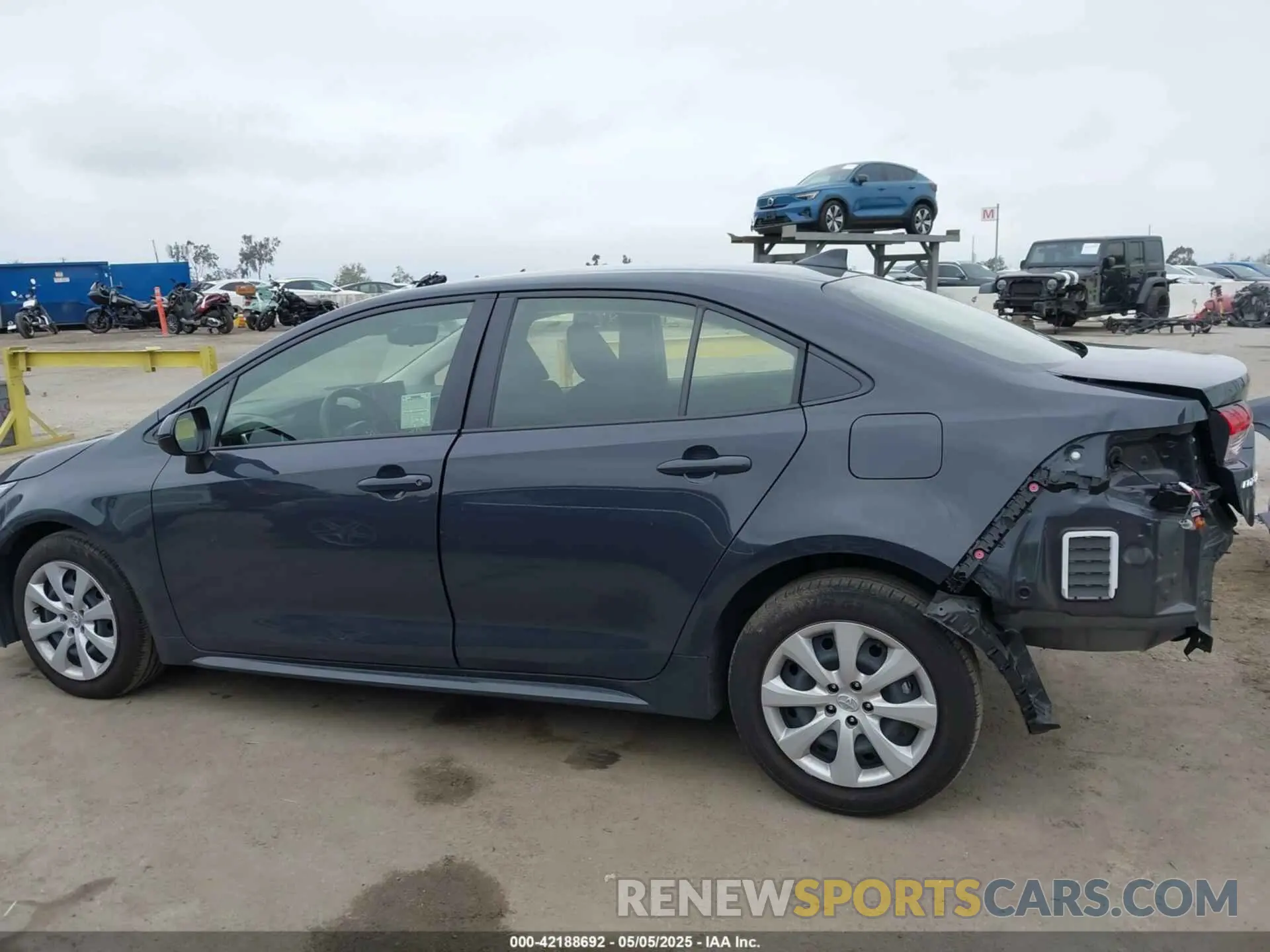 15 fotografías del automóvil dañado JTDBCMFE5P3024121 TOYOTA COROLLA 2023