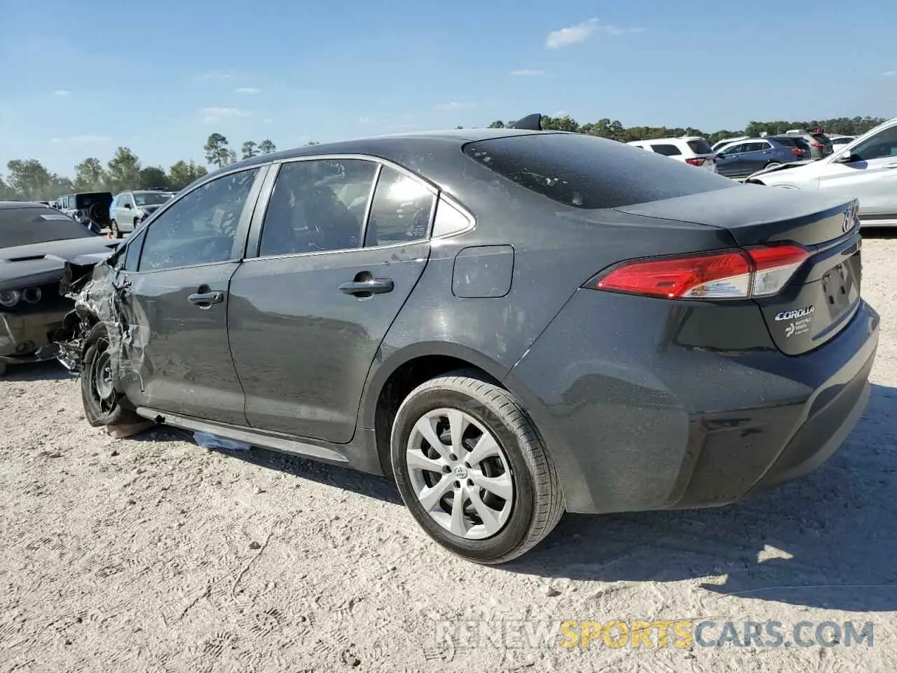 2 fotografías del automóvil dañado JTDBCMFE5P3026466 TOYOTA COROLLA 2023