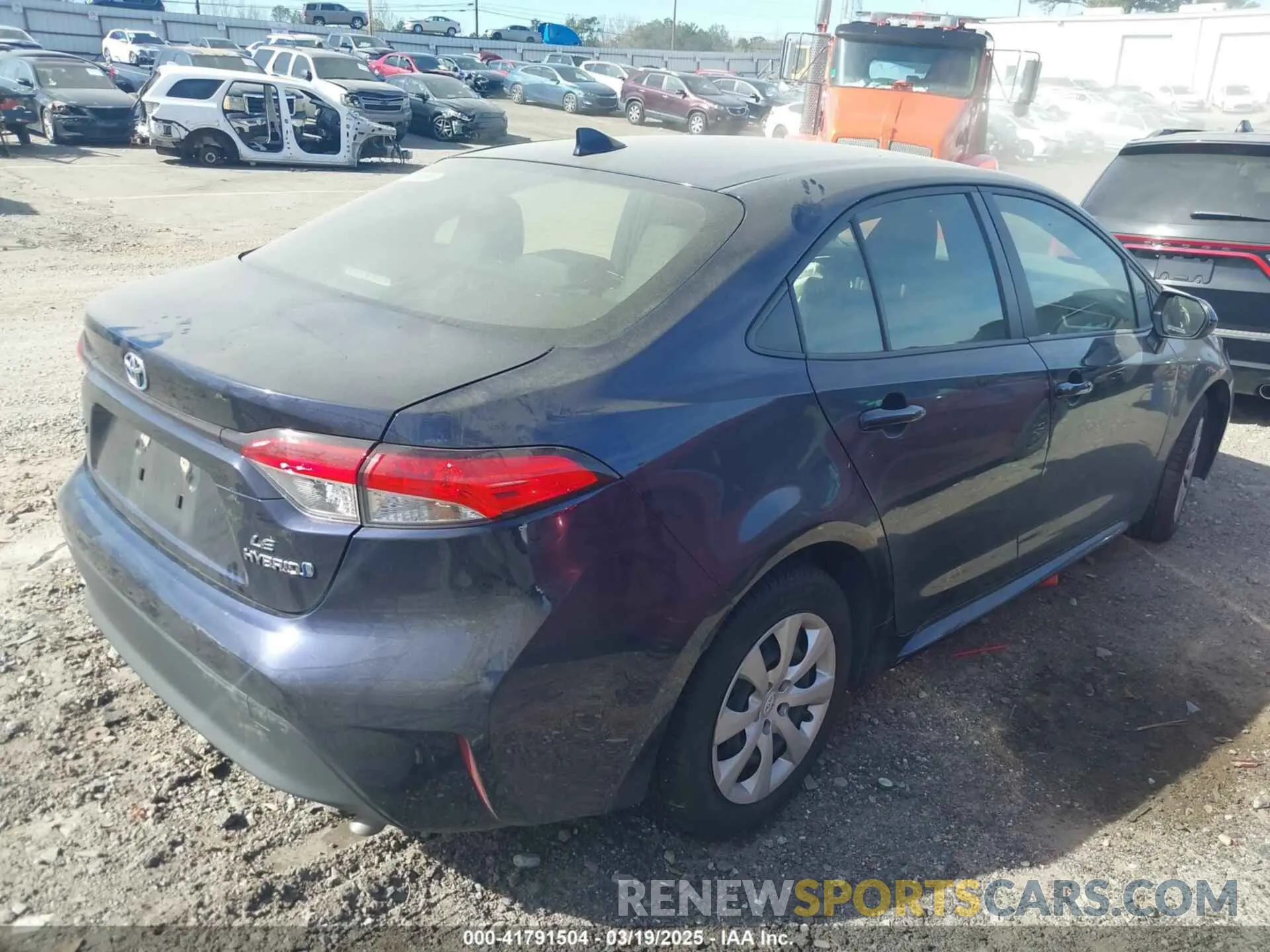 4 fotografías del automóvil dañado JTDBCMFE5PJ002339 TOYOTA COROLLA 2023