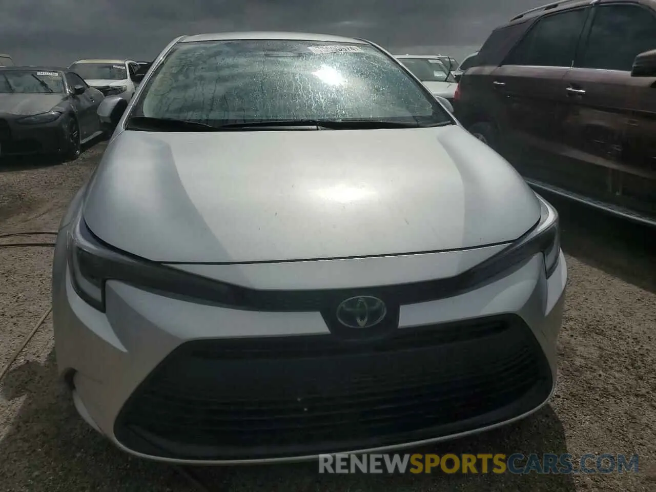 5 fotografías del automóvil dañado JTDBCMFE6P3010924 TOYOTA COROLLA 2023