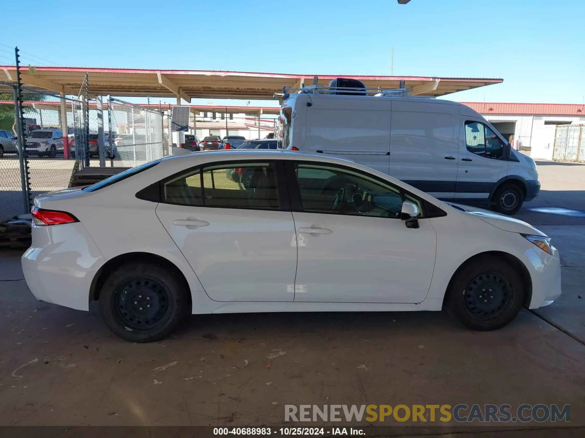 13 fotografías del automóvil dañado JTDBCMFE6P3014133 TOYOTA COROLLA 2023